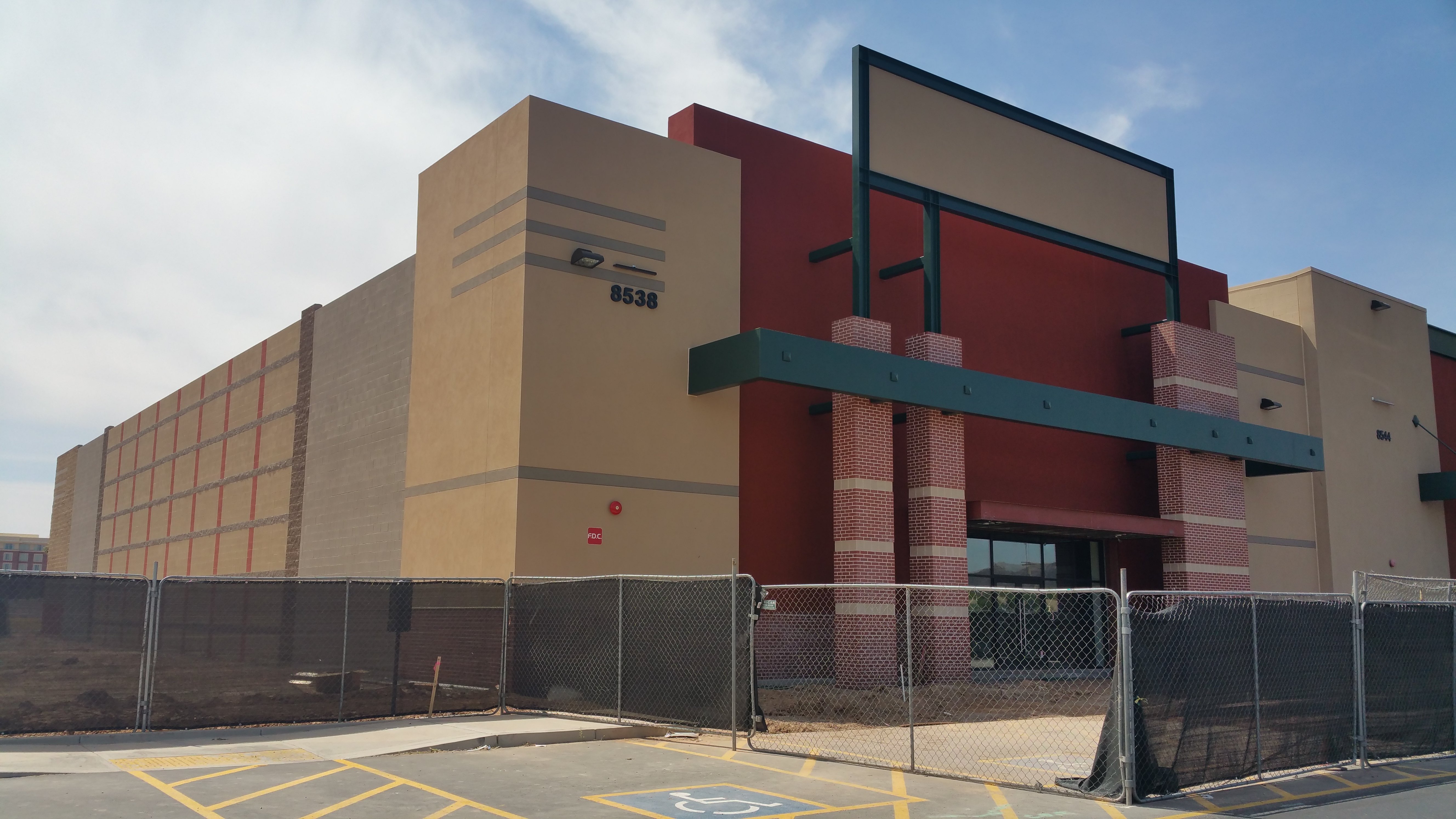 Guitar Center retail store exterior in Tempe