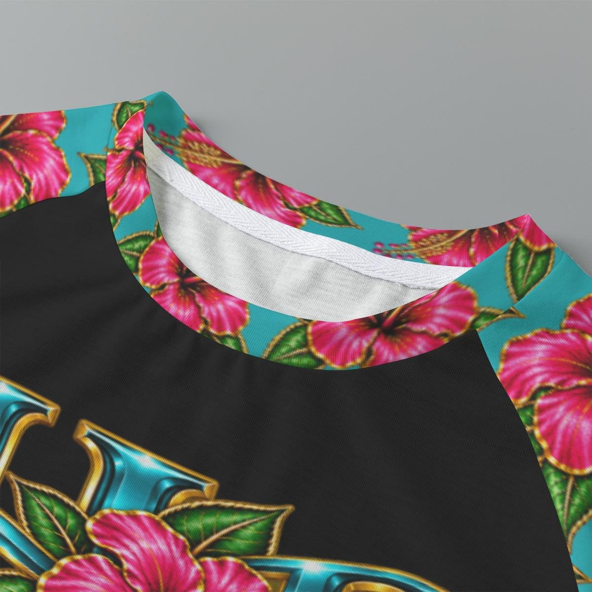 Eco-friendly All-Over Print Women's cropped Raglan T-shirt With Short Sleeve, view 4