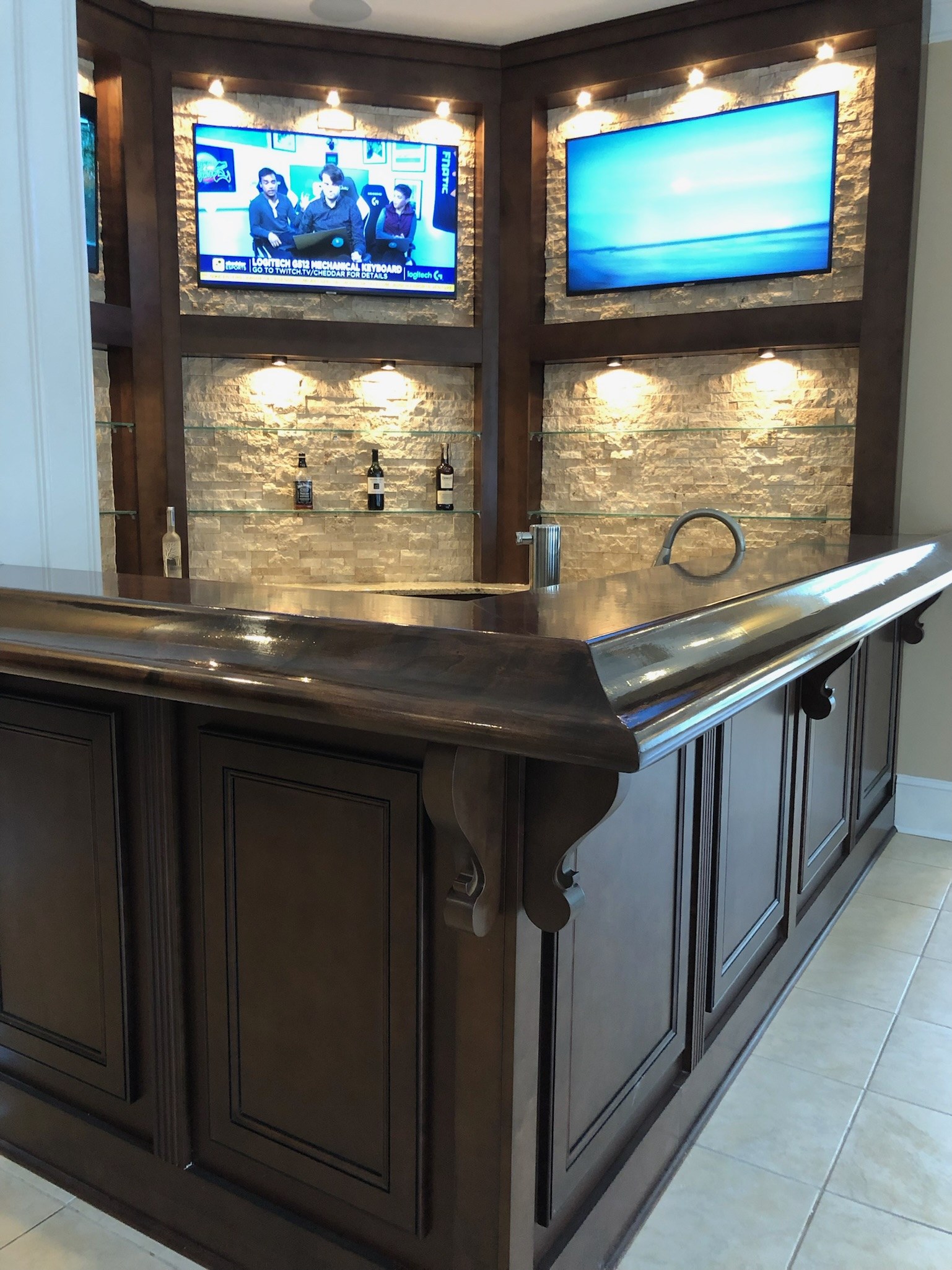 Rockhaven Prizm Builders finished custom bar
