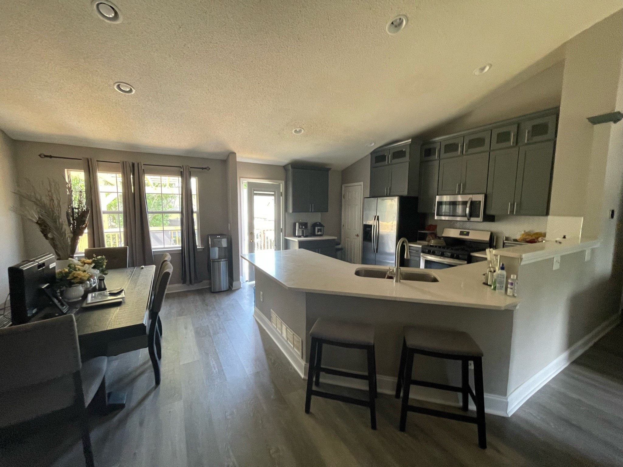 Kitchen remodeling
