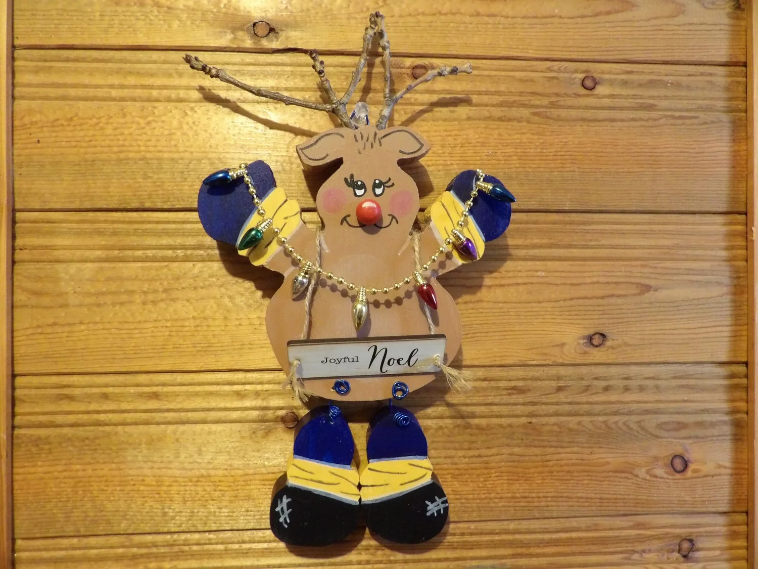 Decorative Wood Decor: Christmas/Holiday Characters...REINDEER, SNOWMAN, FROSTY, RUDOLPH