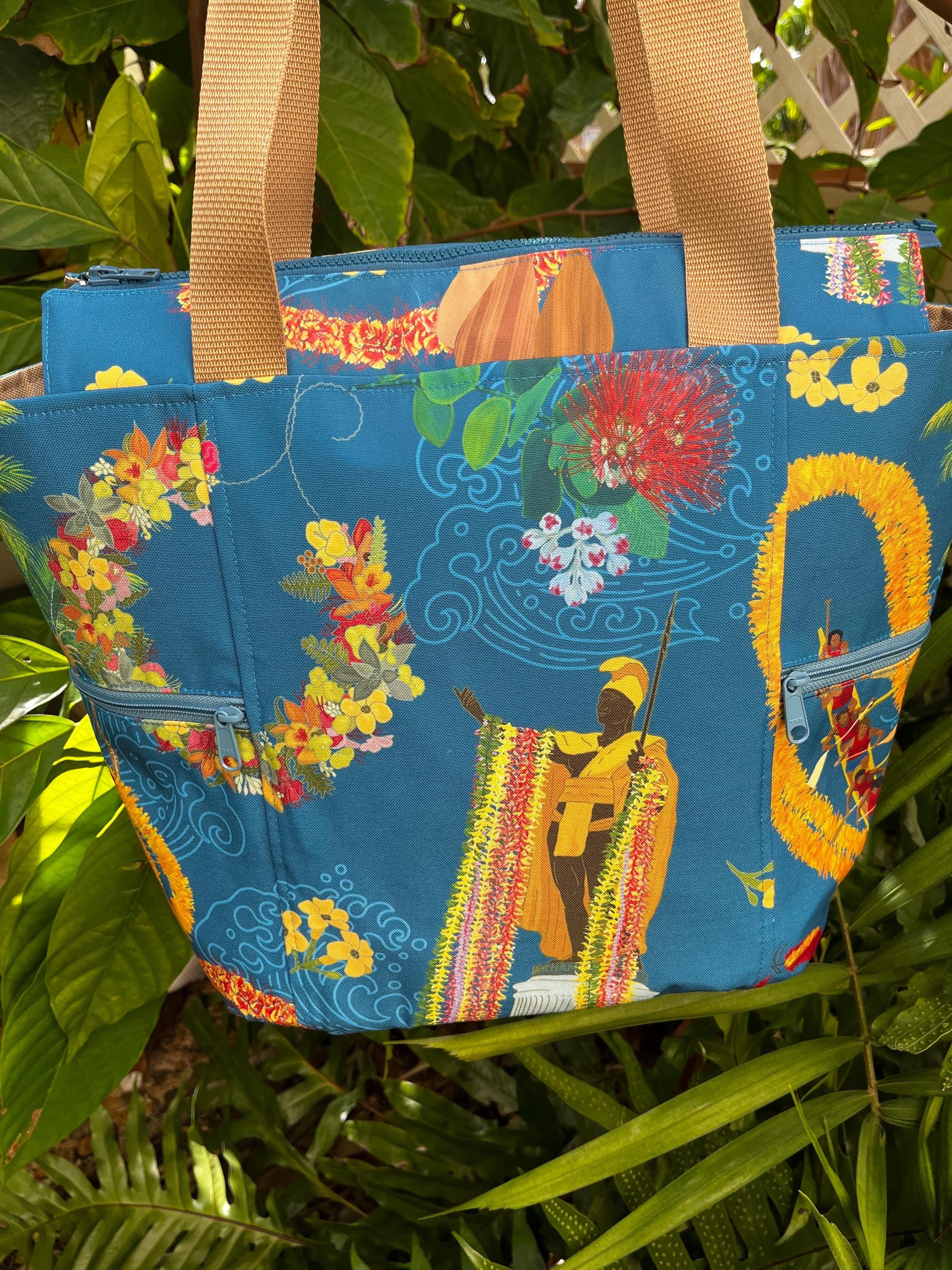 Kamehameha Parade (blue) Washable Tote Shopping Bag
