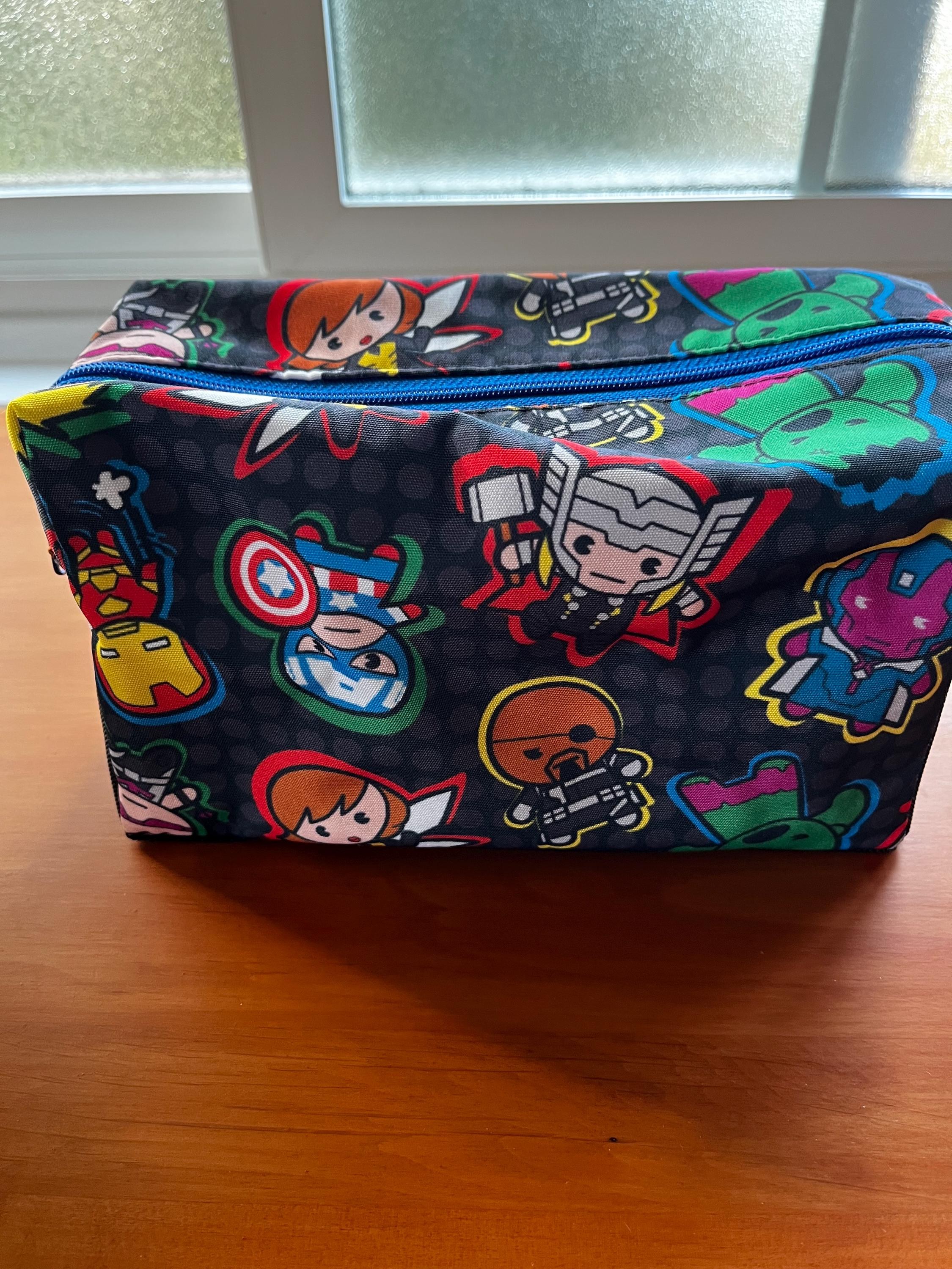 Chibi Marvels Cosmetics/Travel bag, view 2
