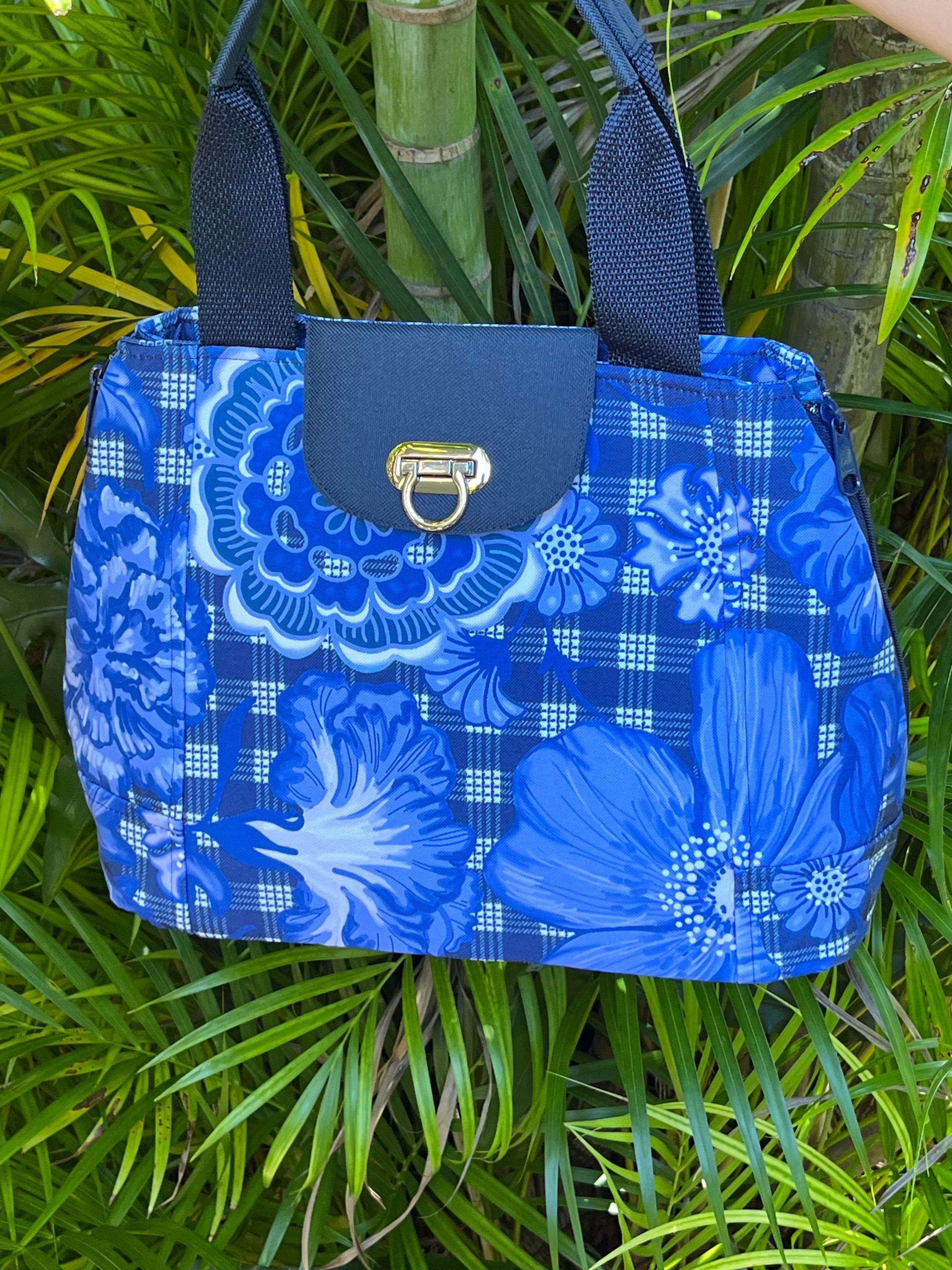Big Blue Flowers on Palaka Convertible Expandable Shoulder Bag Purse, view 6