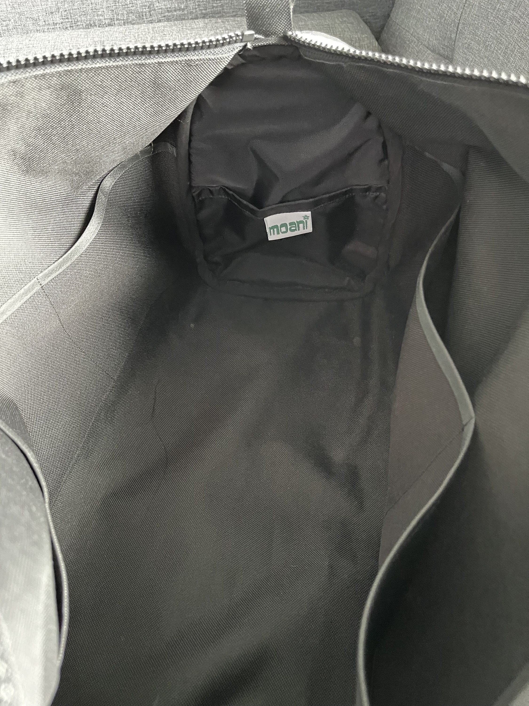 Black Ulu (breadfruit) Gym Bag Duffle Bag, view 7