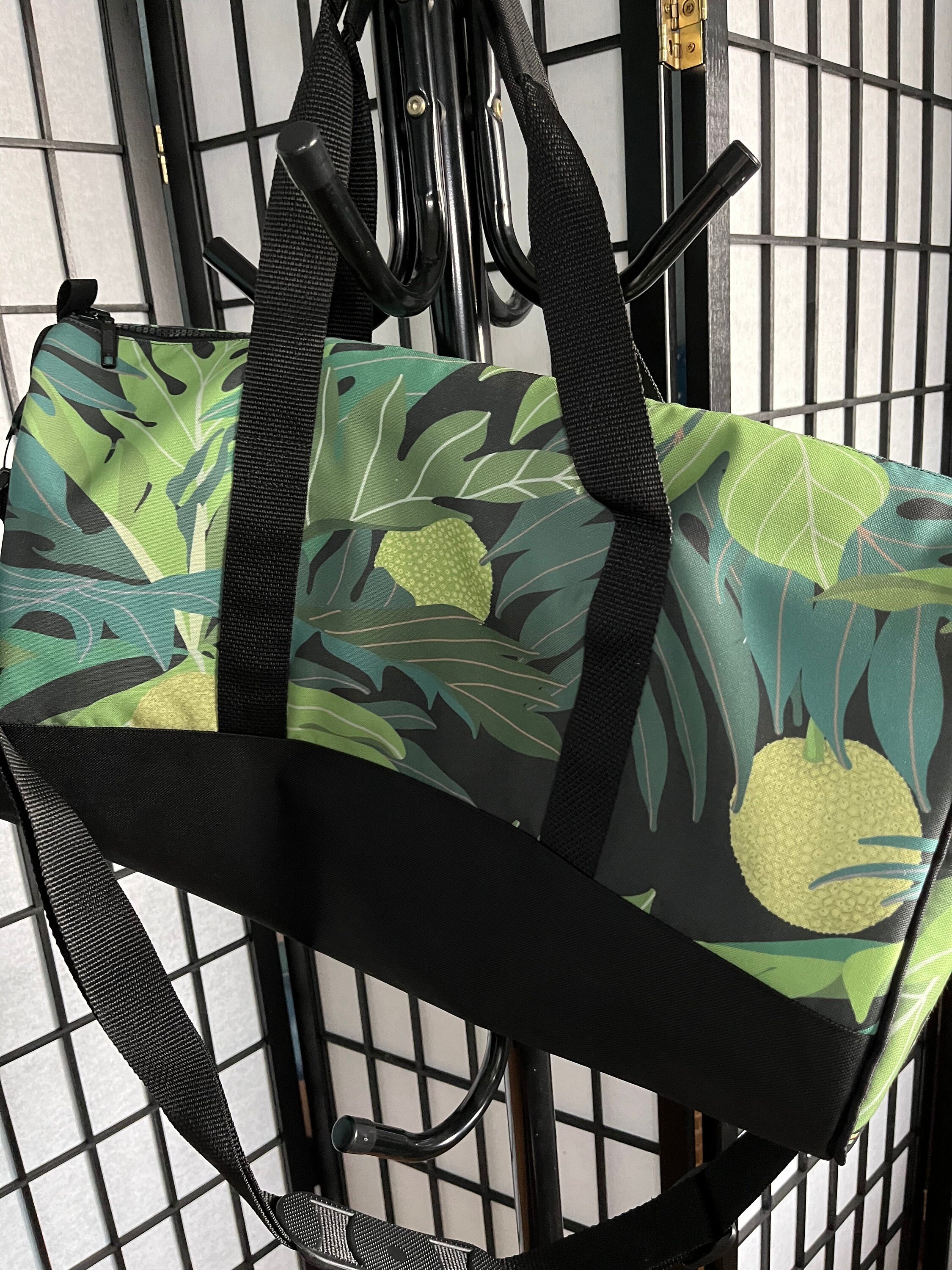 Black Ulu (breadfruit) Gym Bag Duffle Bag, view 4