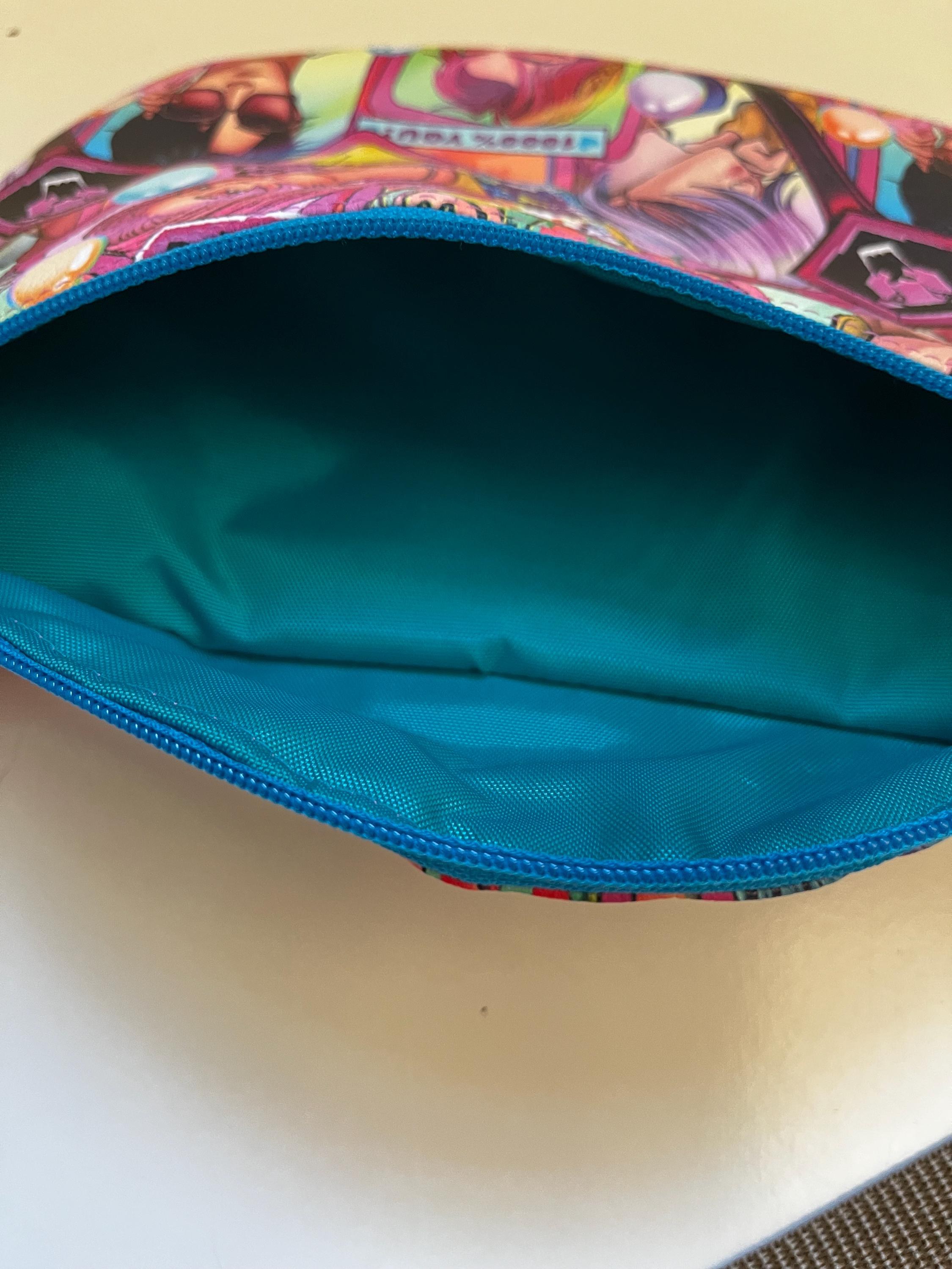 Saja K-Pop Crossbody Pouch, view 4