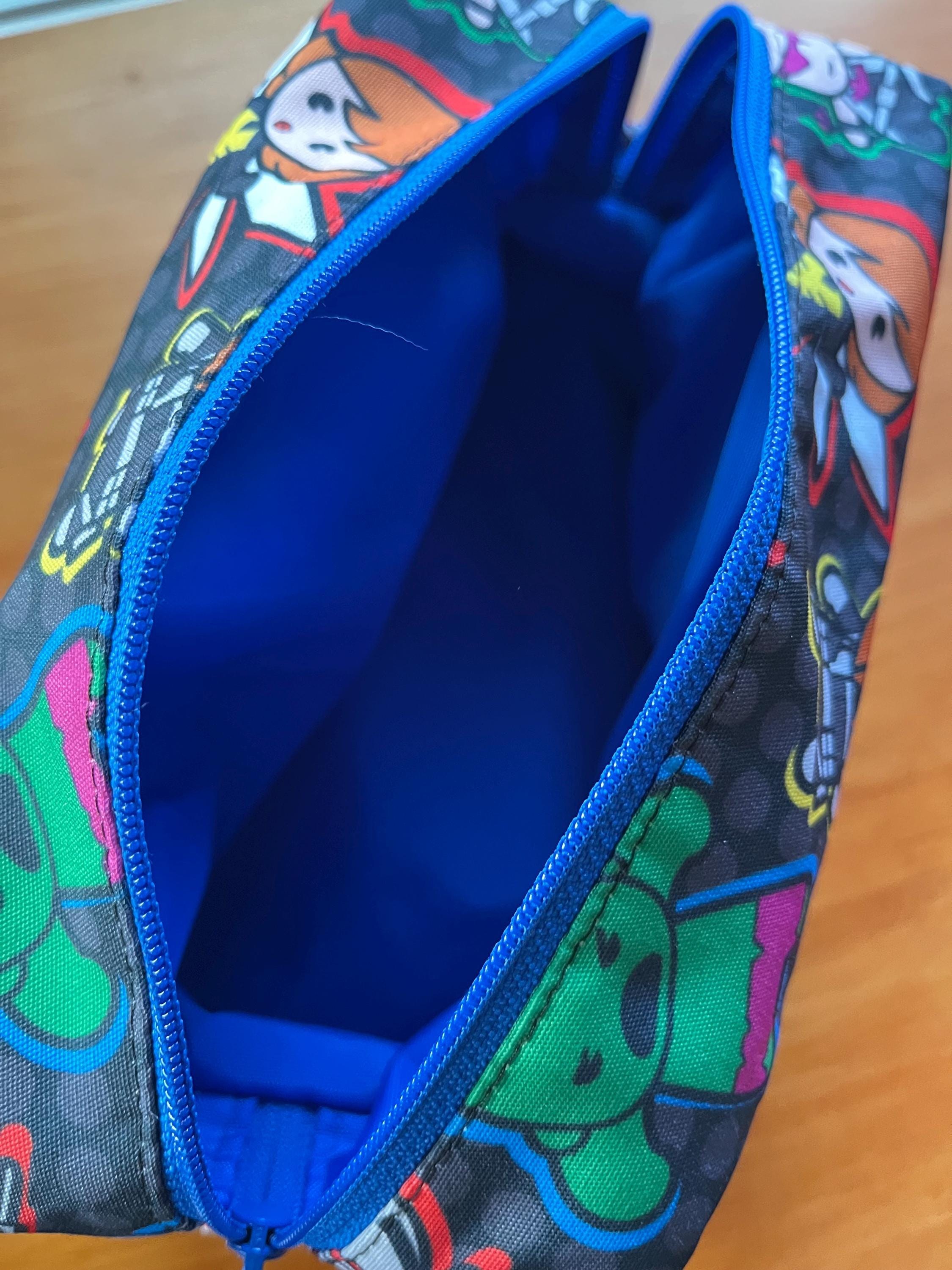 Chibi Marvels Cosmetics/Travel bag, view 3