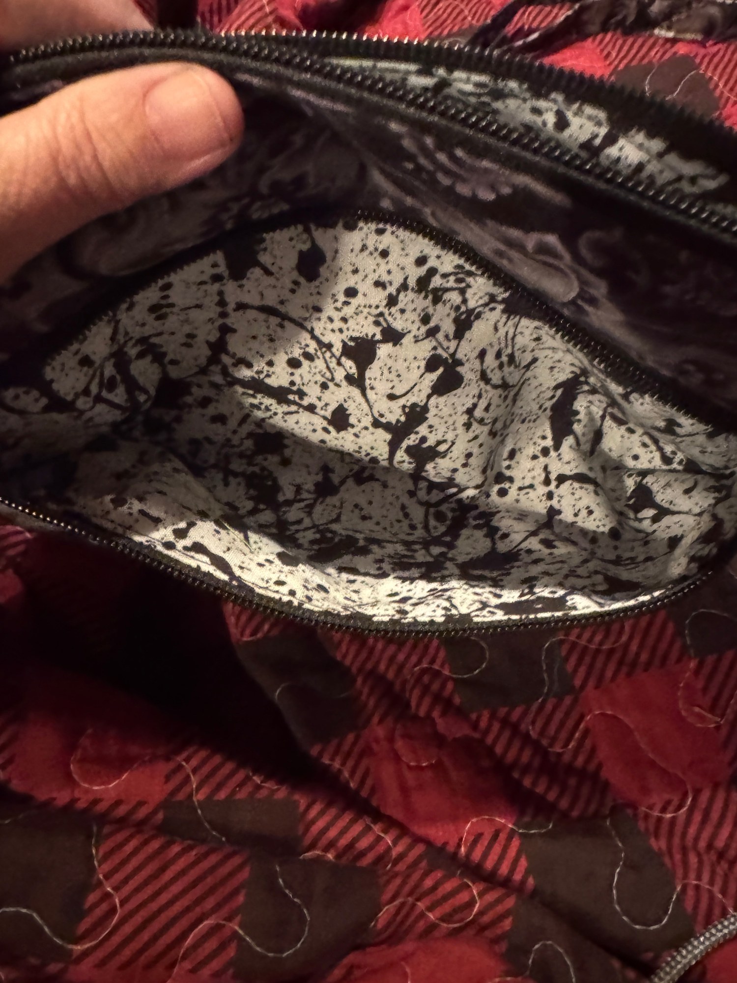 Crossbody bag detail 3