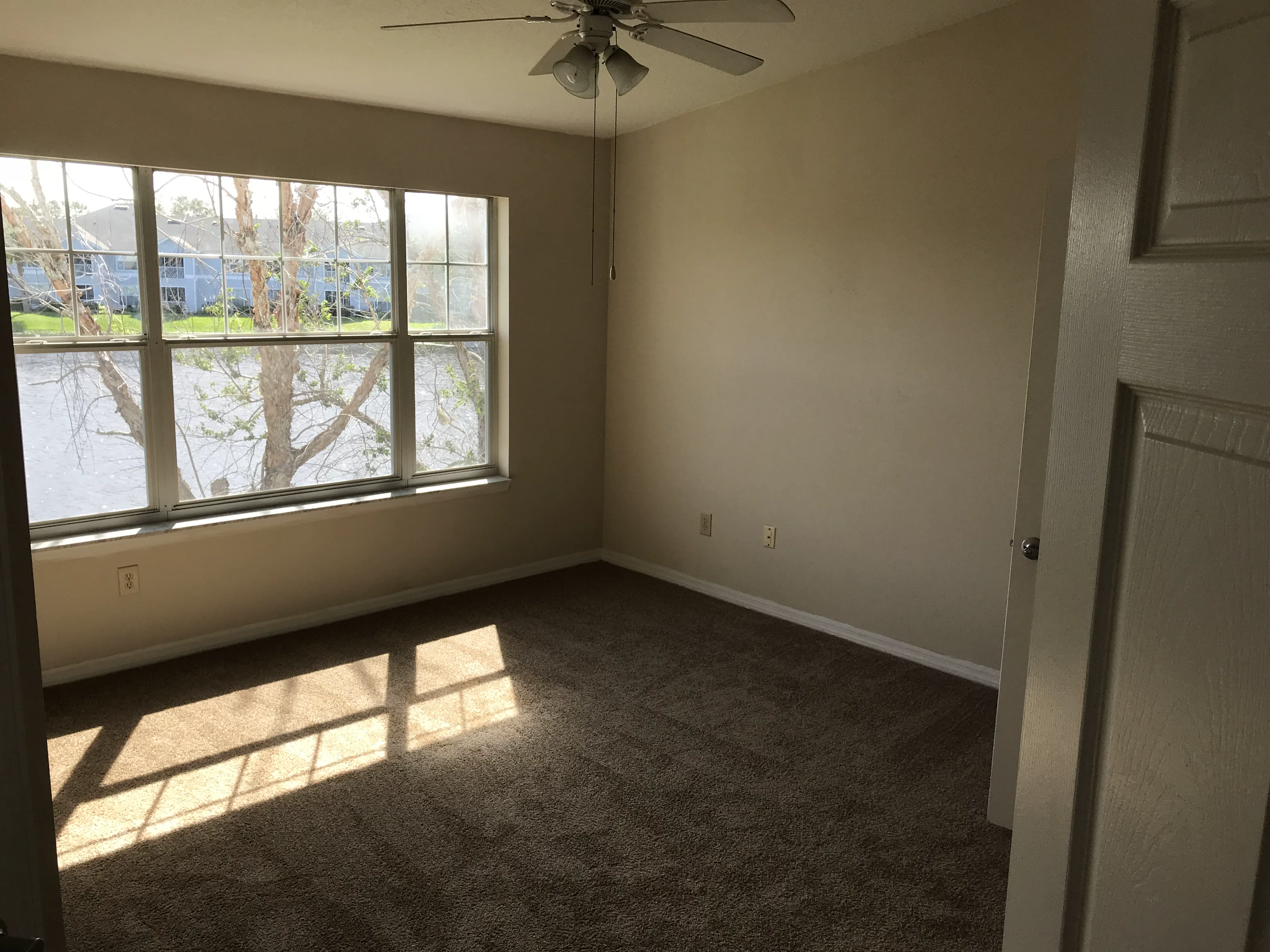 Four-day condo turnaround, project photo 10