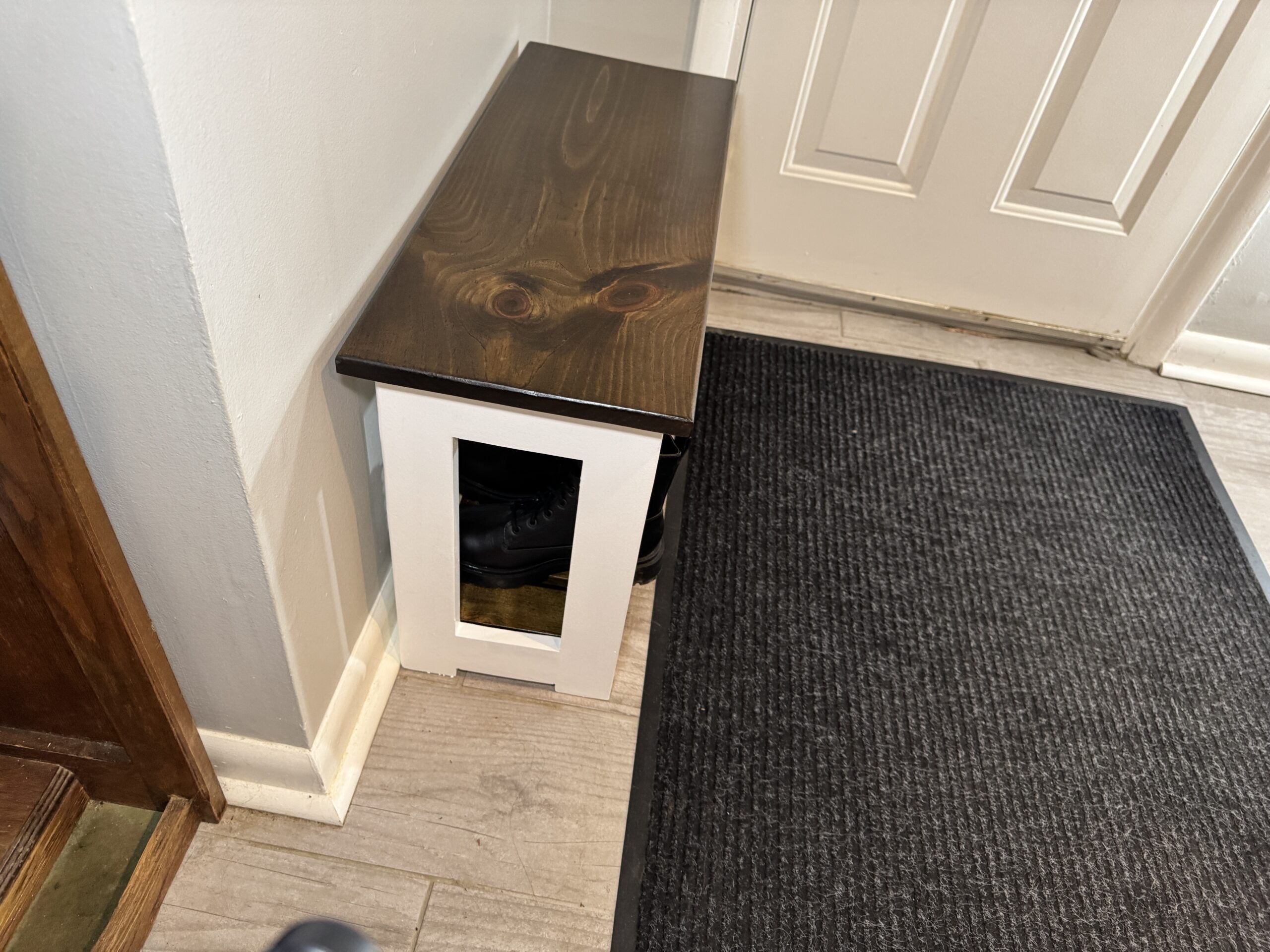 Small Farmhouse Entryway Bench for Apartments & Condos, view 3