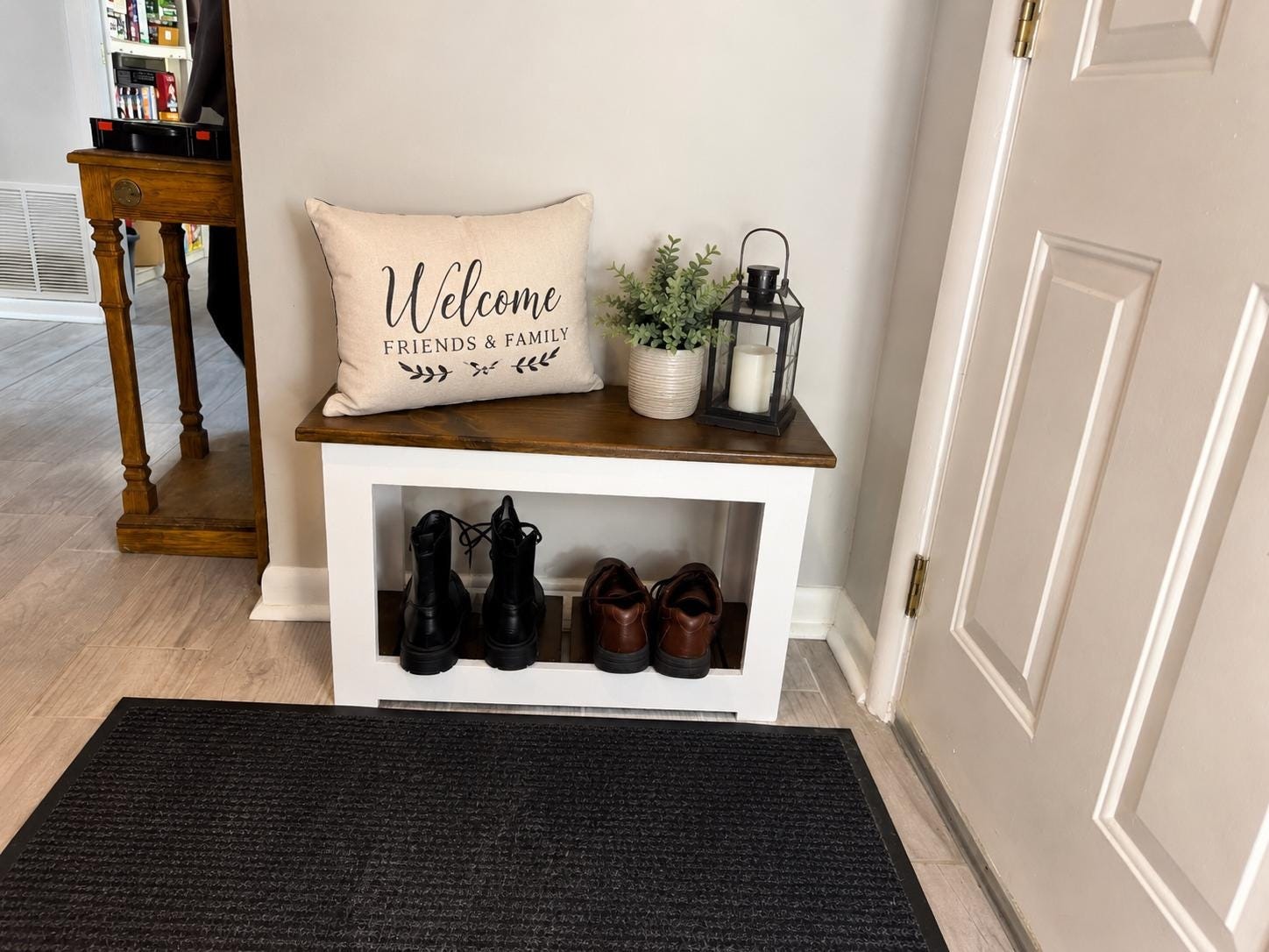 Small Farmhouse Entryway Bench, Compact Wood Shoe Bench for Apartments, Mudroom Seating with Storage