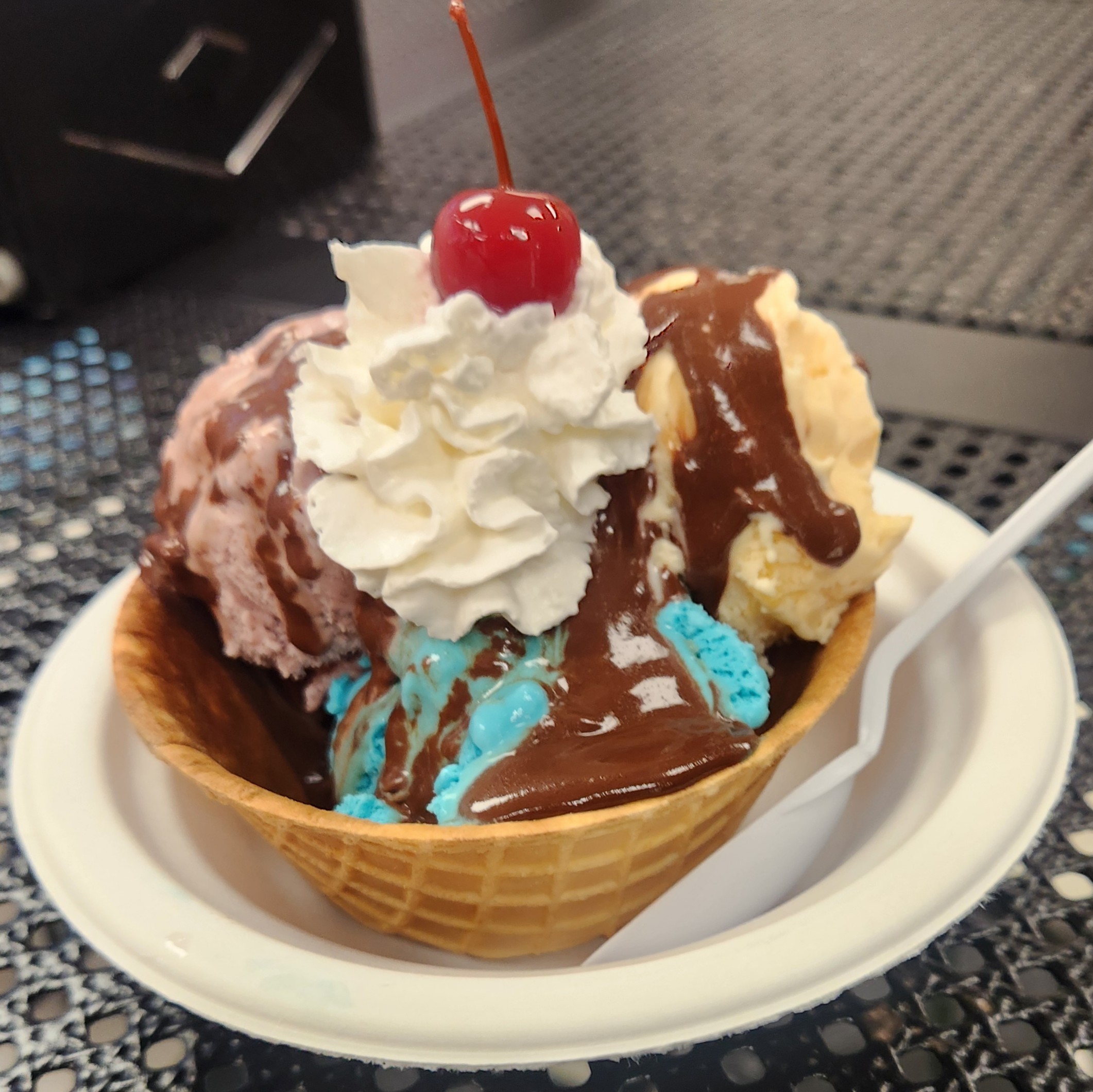 Whistler's Ice Cream Extraordinaire | Vienna, VA
