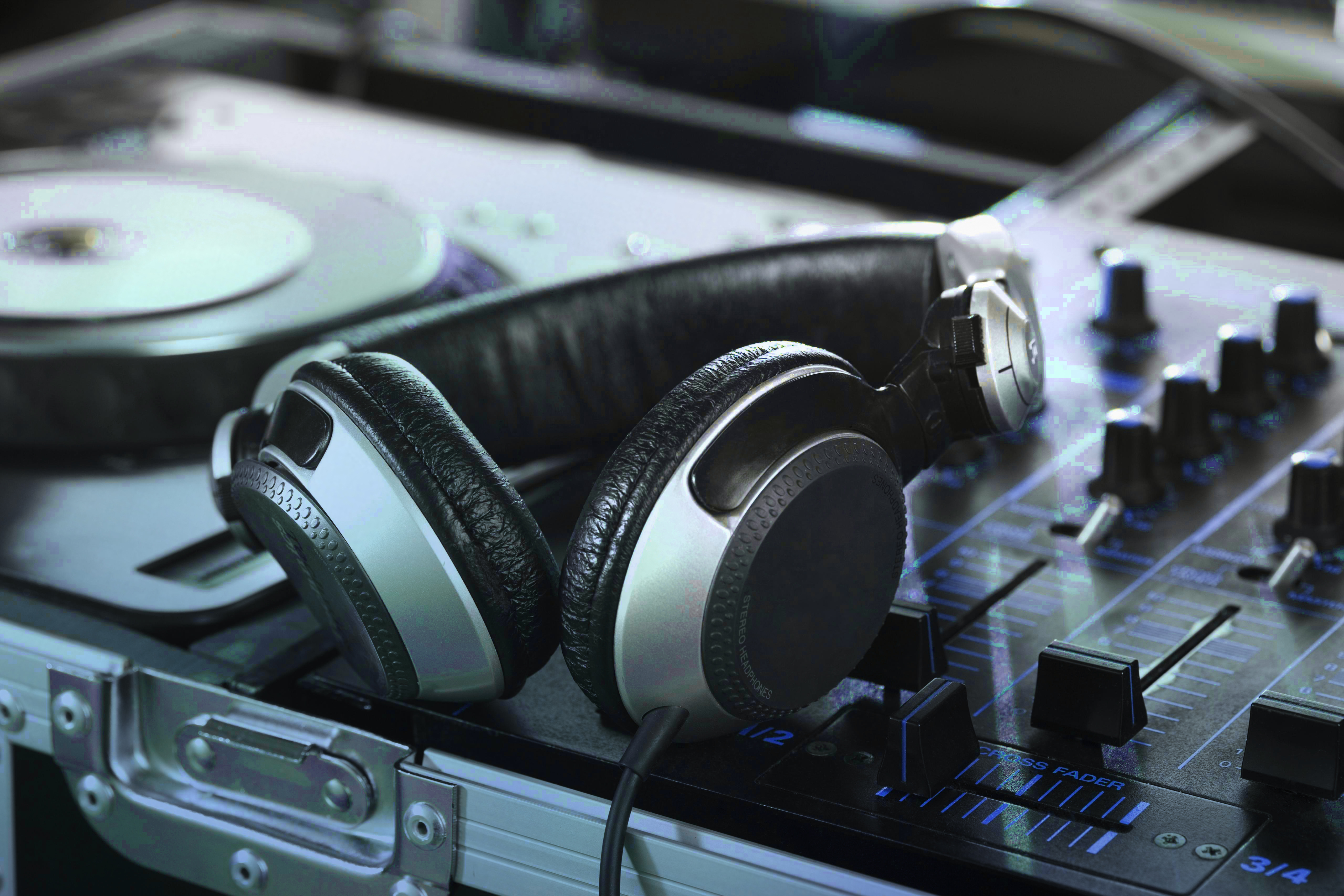 DJ service from Quiet 1 The Recharge