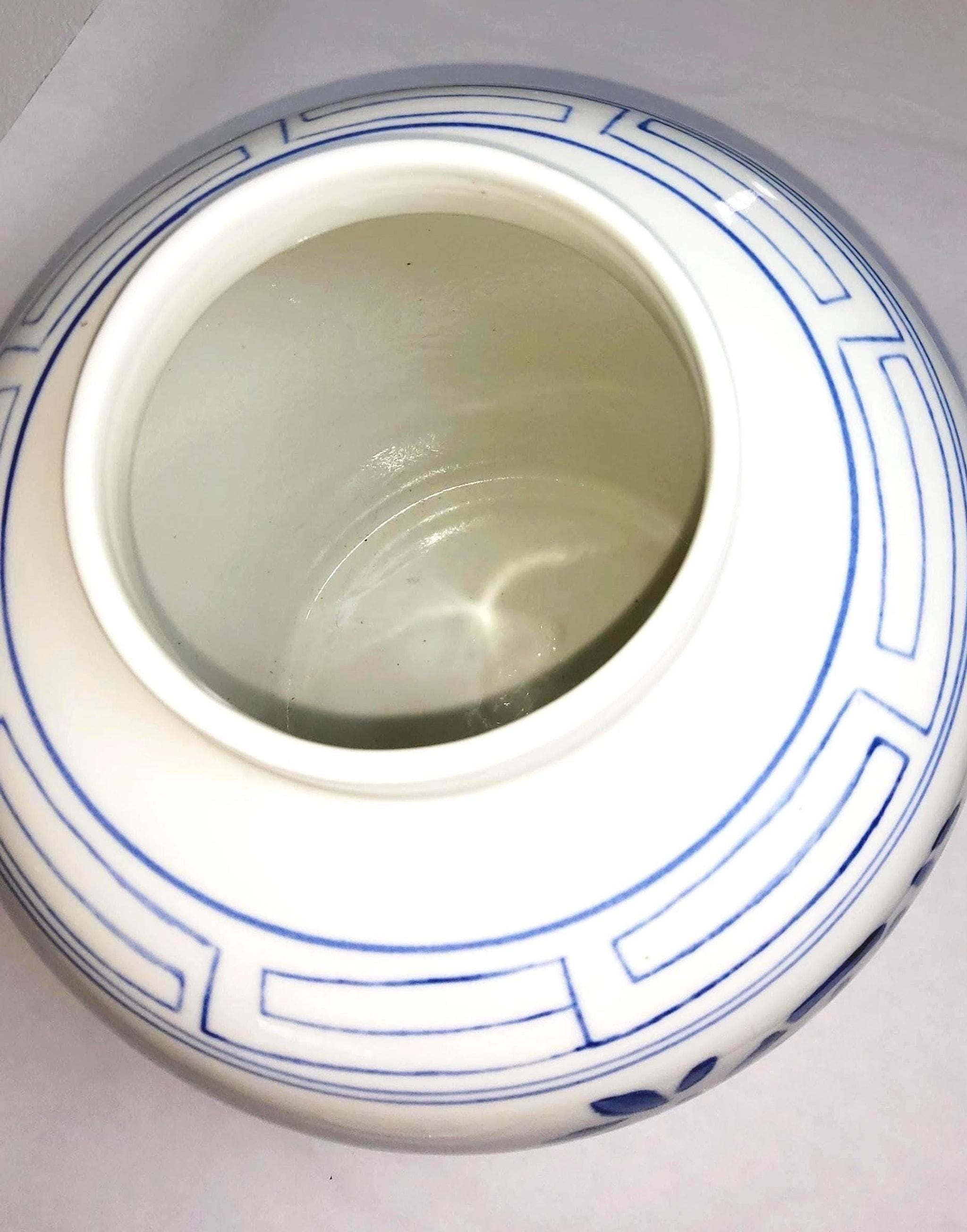 Ginger Jar with Double Happiness Motif, Vintage Blue and White Porcelain, view 4