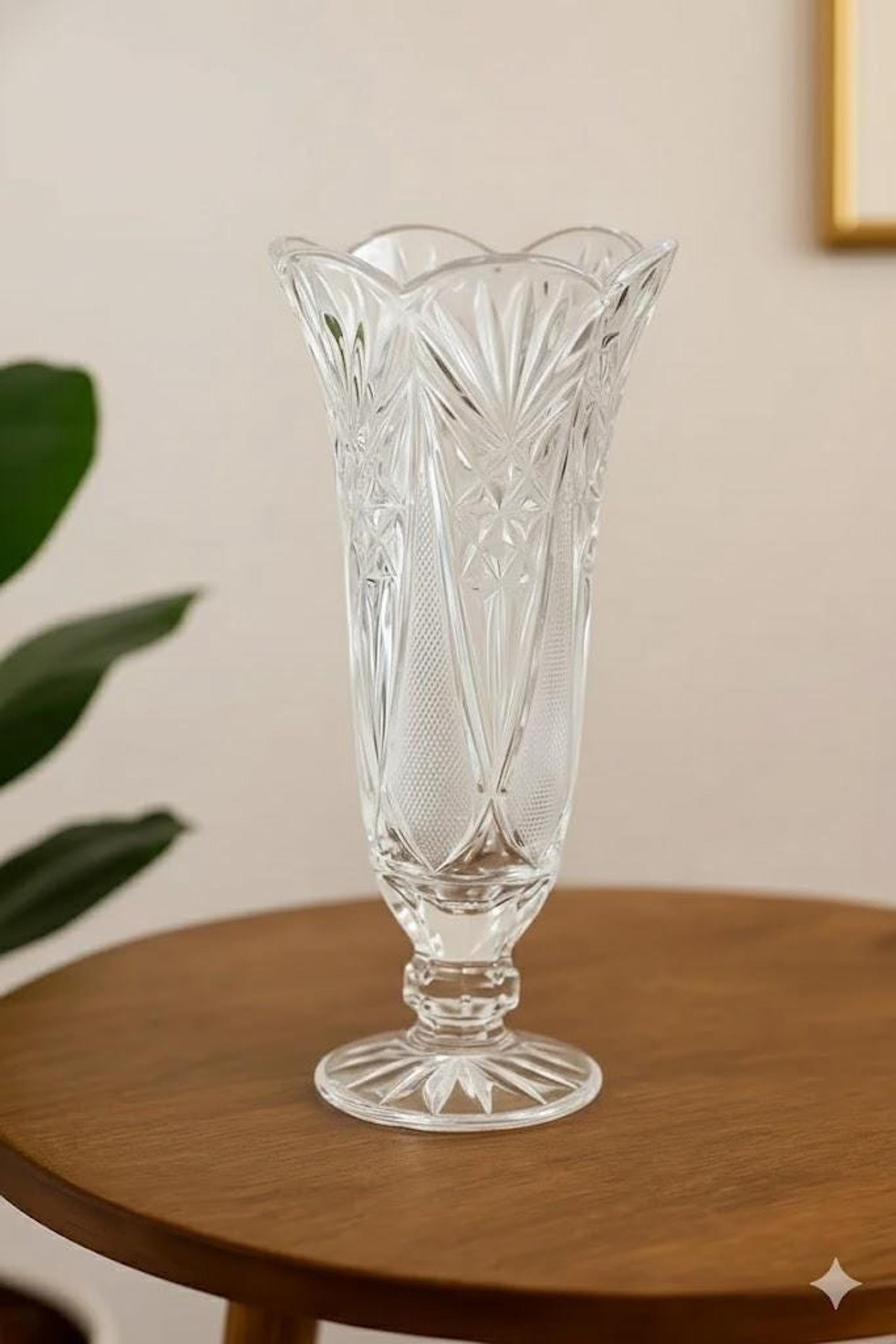 Vintage Crystal Vase with Scalloped Rim and Starburst Design