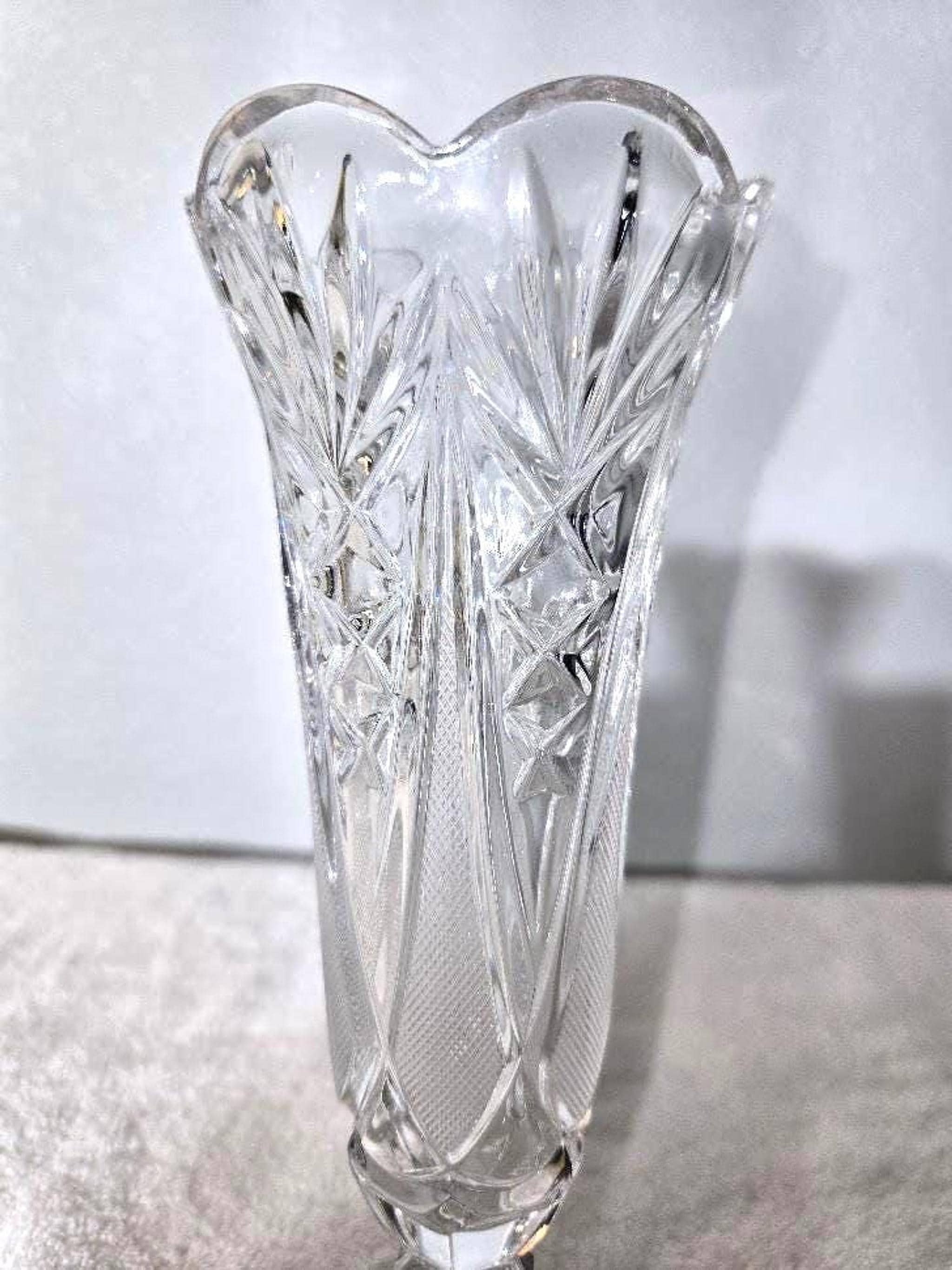 Vintage Crystal Vase with Scalloped Rim and Starburst Design, view 2
