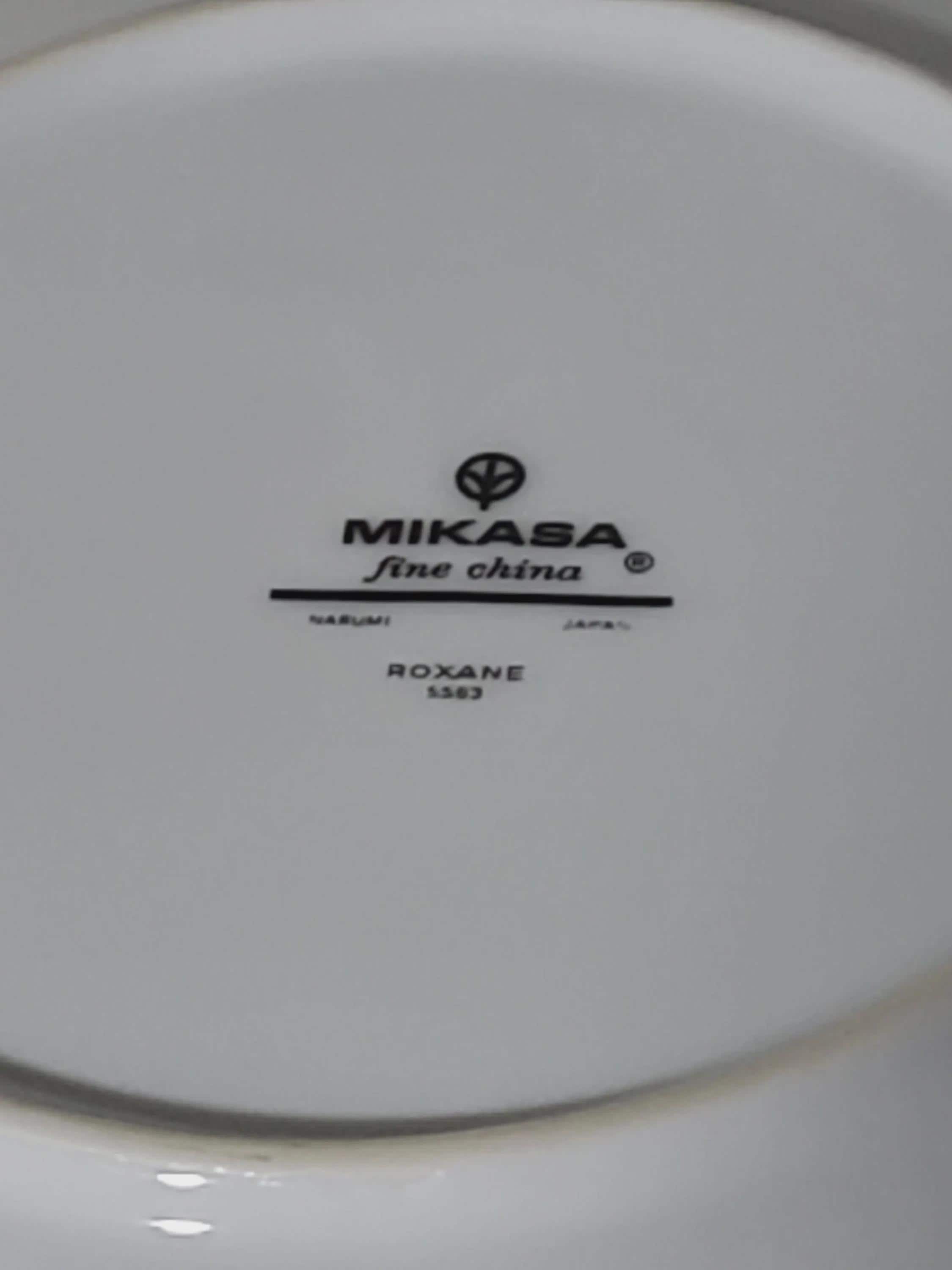 Mikasa Roxane Vintage China Set for 4, Dinner Plates and Bowls, view 6