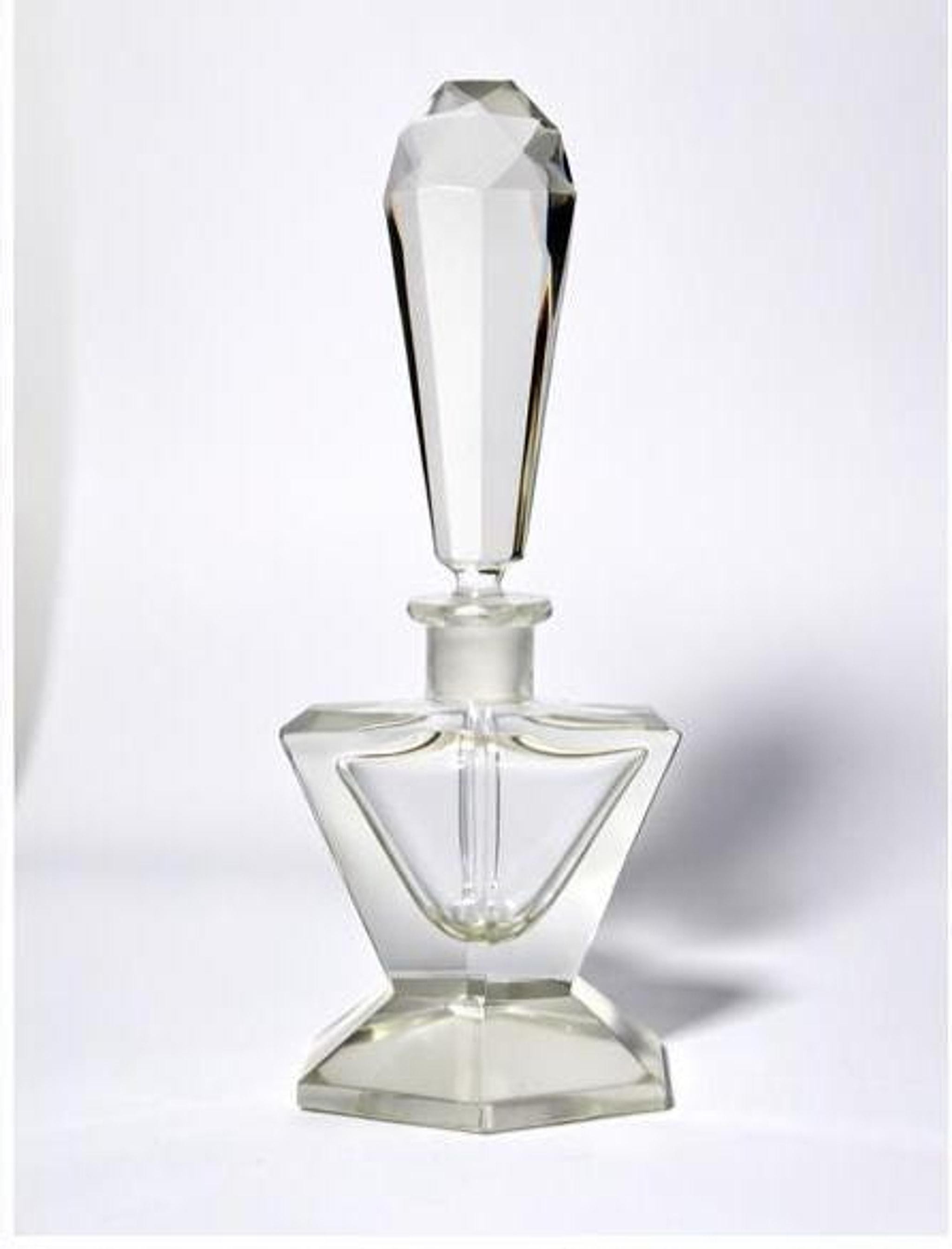 Art Deco Perfume Bottle, Cut Crystal with Faceted Dauber Stopper, view 4