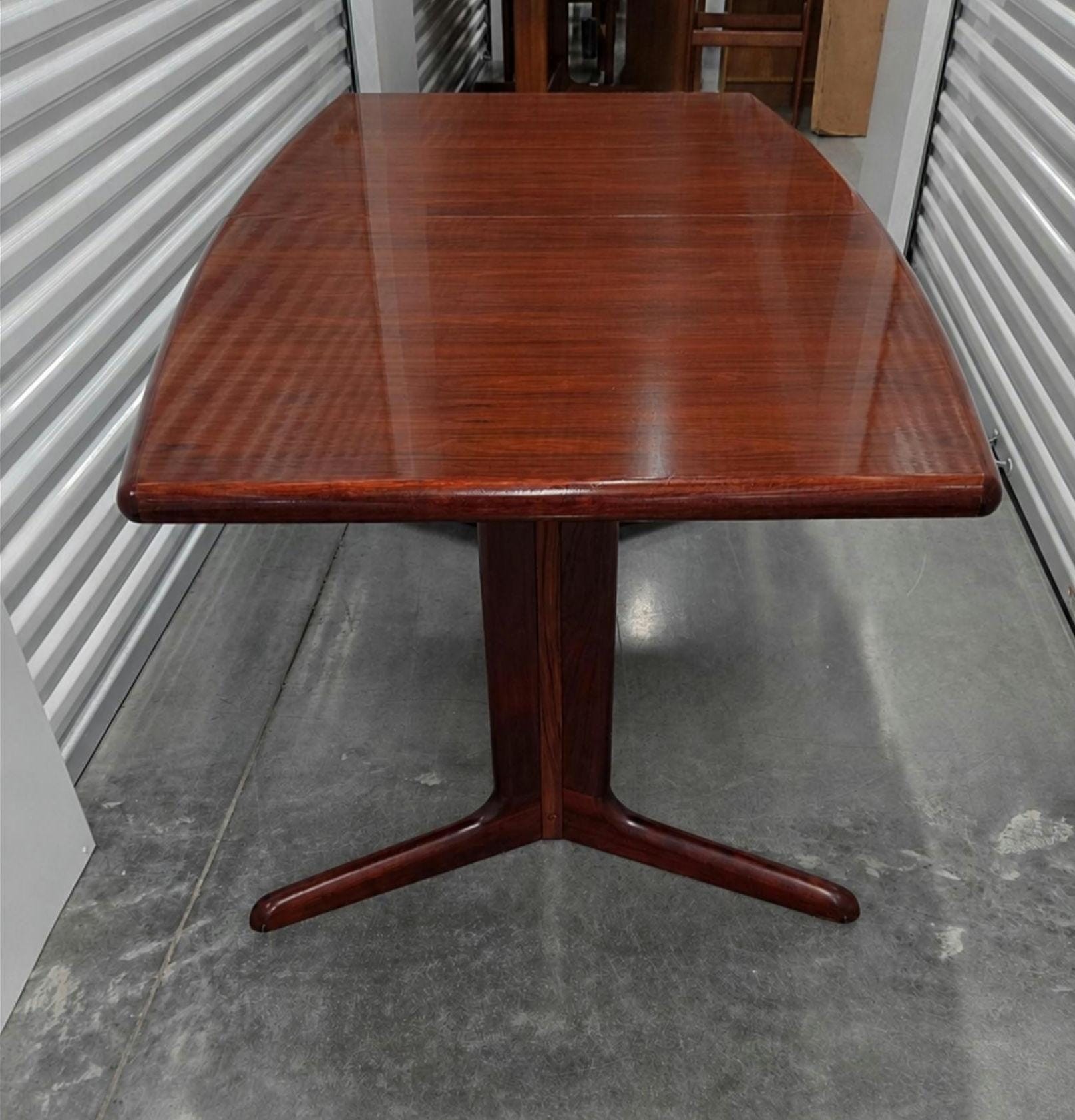 Vintage Rosewood Pedestal Dining Table by Skovby, Danish Modern Style MCM Furniture, view 2