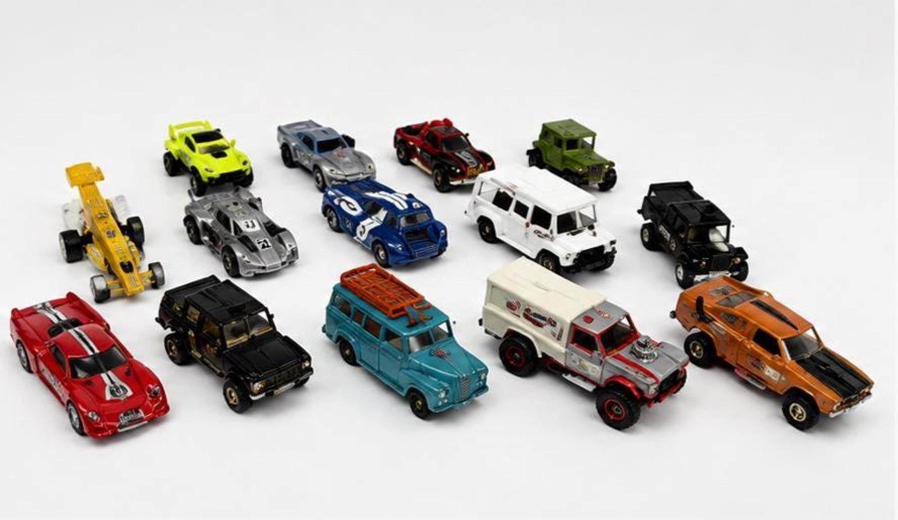 Vintage Diecast Car Lot, Mixed Toy Vehicles Collection with Hot Wheels & Matchbox