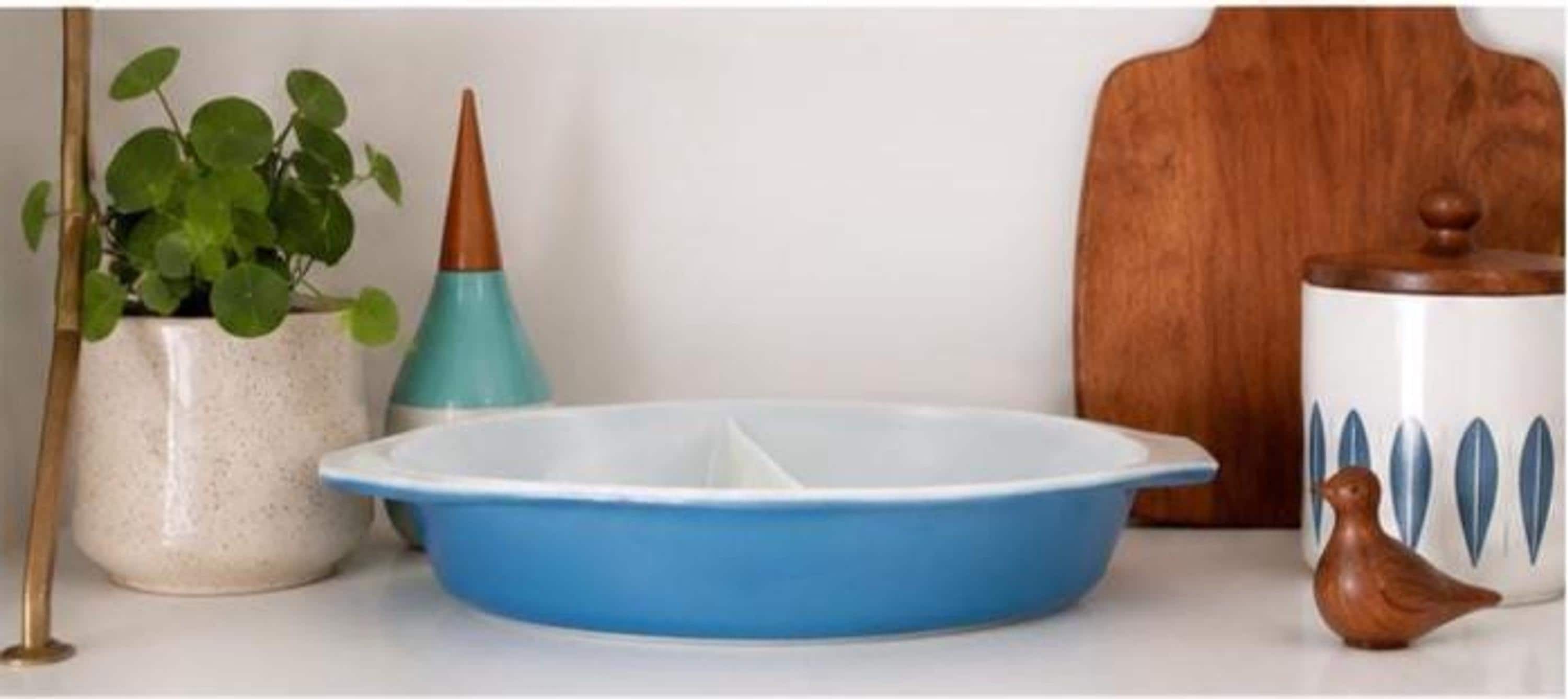 Vintage Pyrex Divided Serving Dish, Mid Century Blue Bakeware, view 2