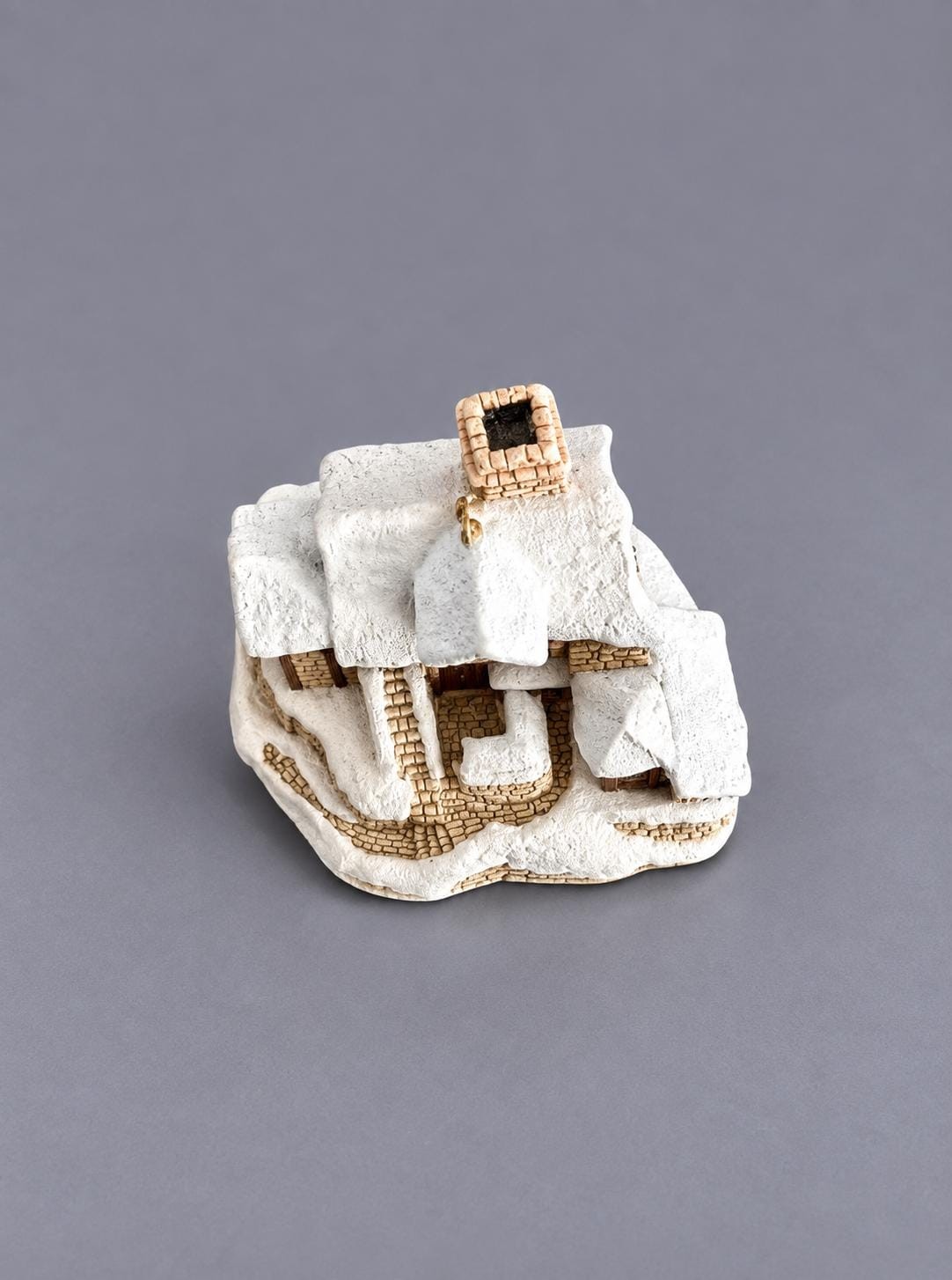 Vintage David Winter Ebenezer Scrooge’s Counting House Ornament | John Hine Studios Dickens Christmas Cottage, view 5