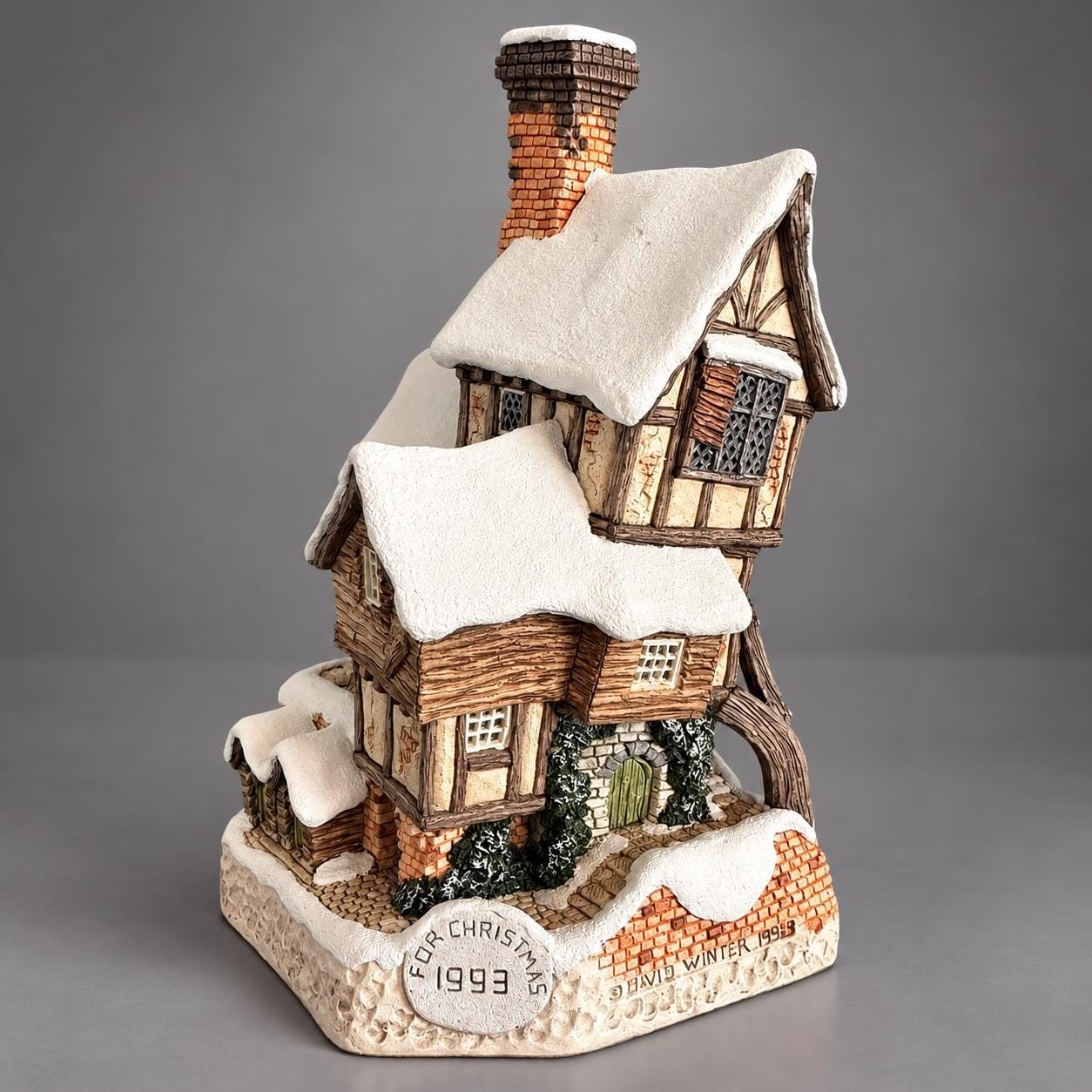 Vintage 1993 David Winter Old Joe’s Beetling Shop Cottage | Christmas Collection | John Hine Great Britain, view 3