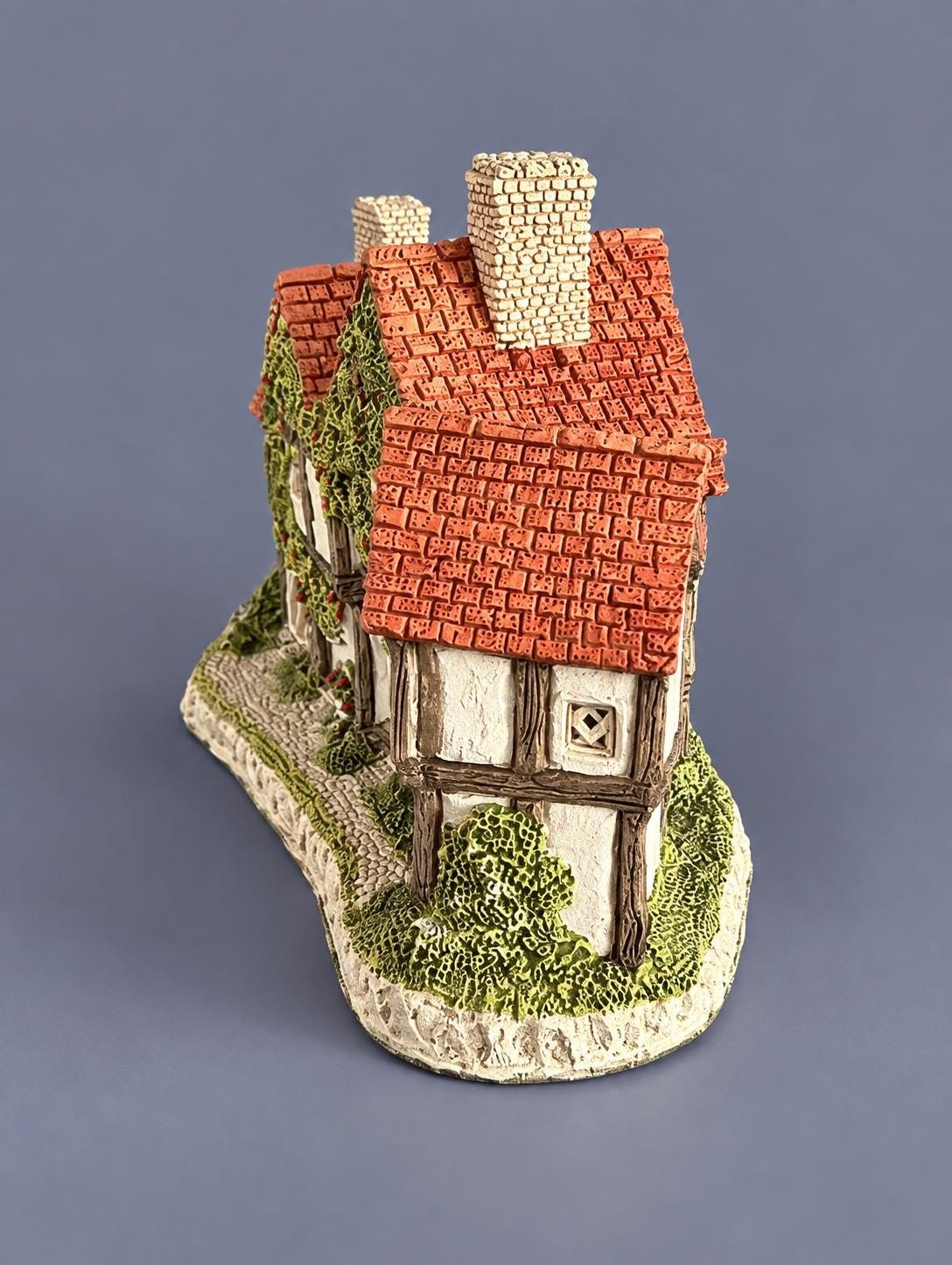 Vintage 1985 David Winter The Apothecary's Shop | Heart of England John Hine English Cottage, view 4