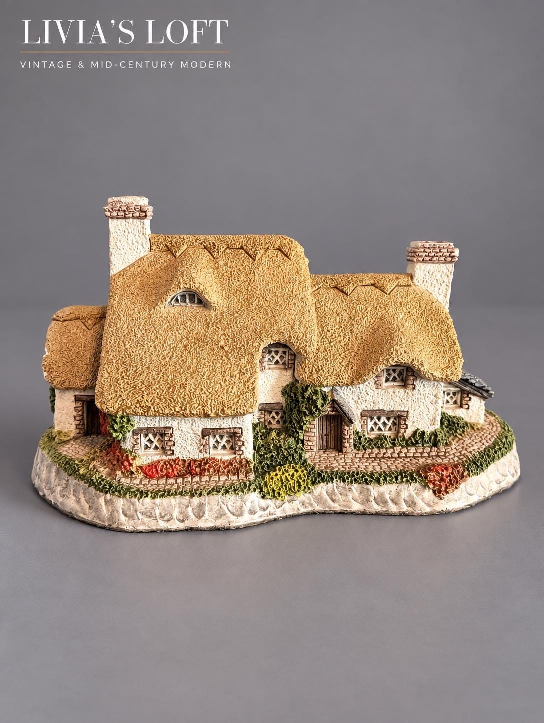 David Winter Yeoman’s Farm House 1985 Cottage John Hine England Vintage Thatched Miniature, view 1