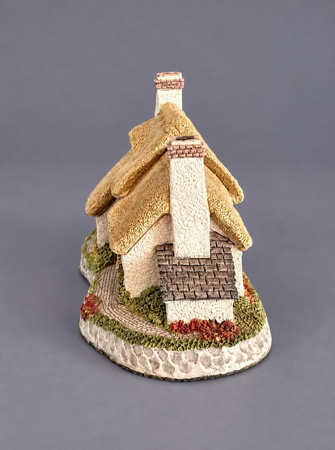 David Winter Yeoman’s Farm House 1985 Cottage John Hine England Vintage Thatched Miniature, view 4