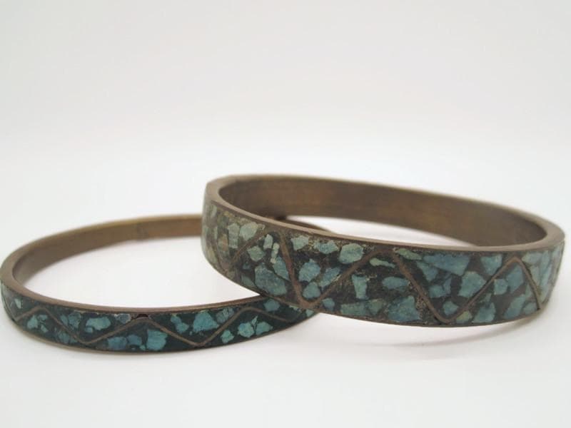 Vintage 1940's Bangle Bracelets, Brass Turquoise Chip Inlay Bangle Bracelet Set - East Indian Victorian Era
