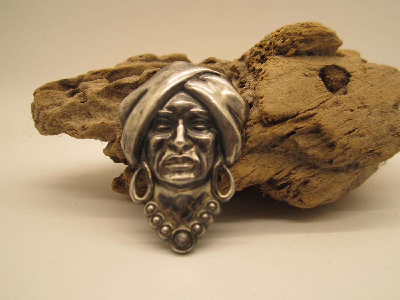 Vintage Aladdin Silverman Brothers Sterling Silver Genie Brooch: 1940s Repousse Aladdin Pin