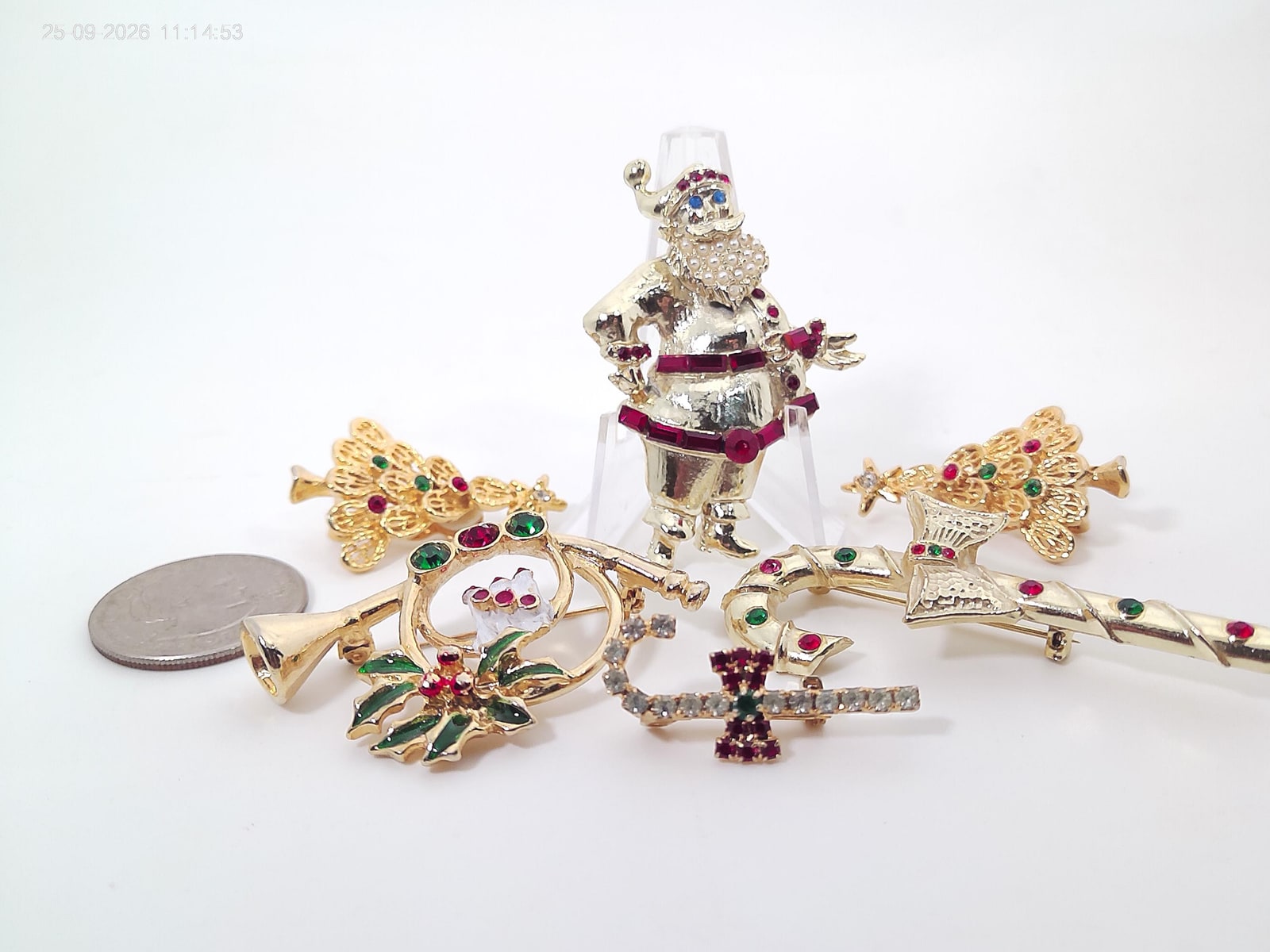 Vintage Christmas Jewelry, Brooches Earrings, Set of Five.