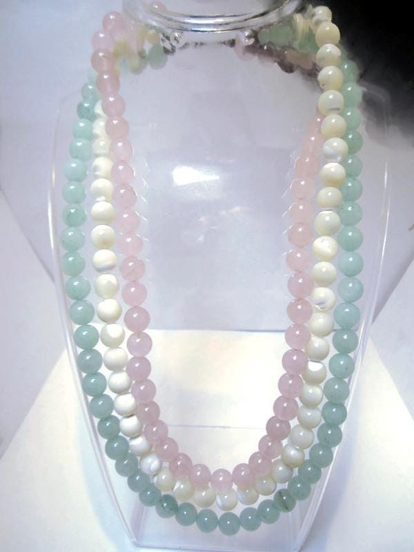 Vintage Glass Pastel Beaded Pearl Multicolored Necklace with Silver Clasp.