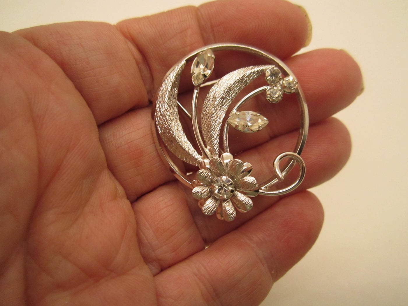 Vintage Star Art Sterling Silver Brooch, Floral Leaves with Transparent Crystals.