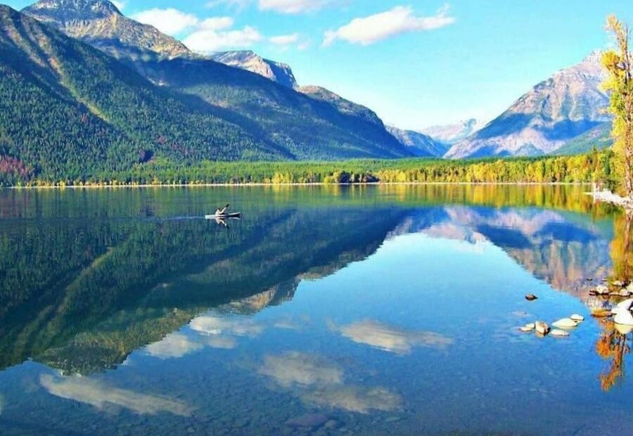 Glacier park, artwork by Deahn Benware