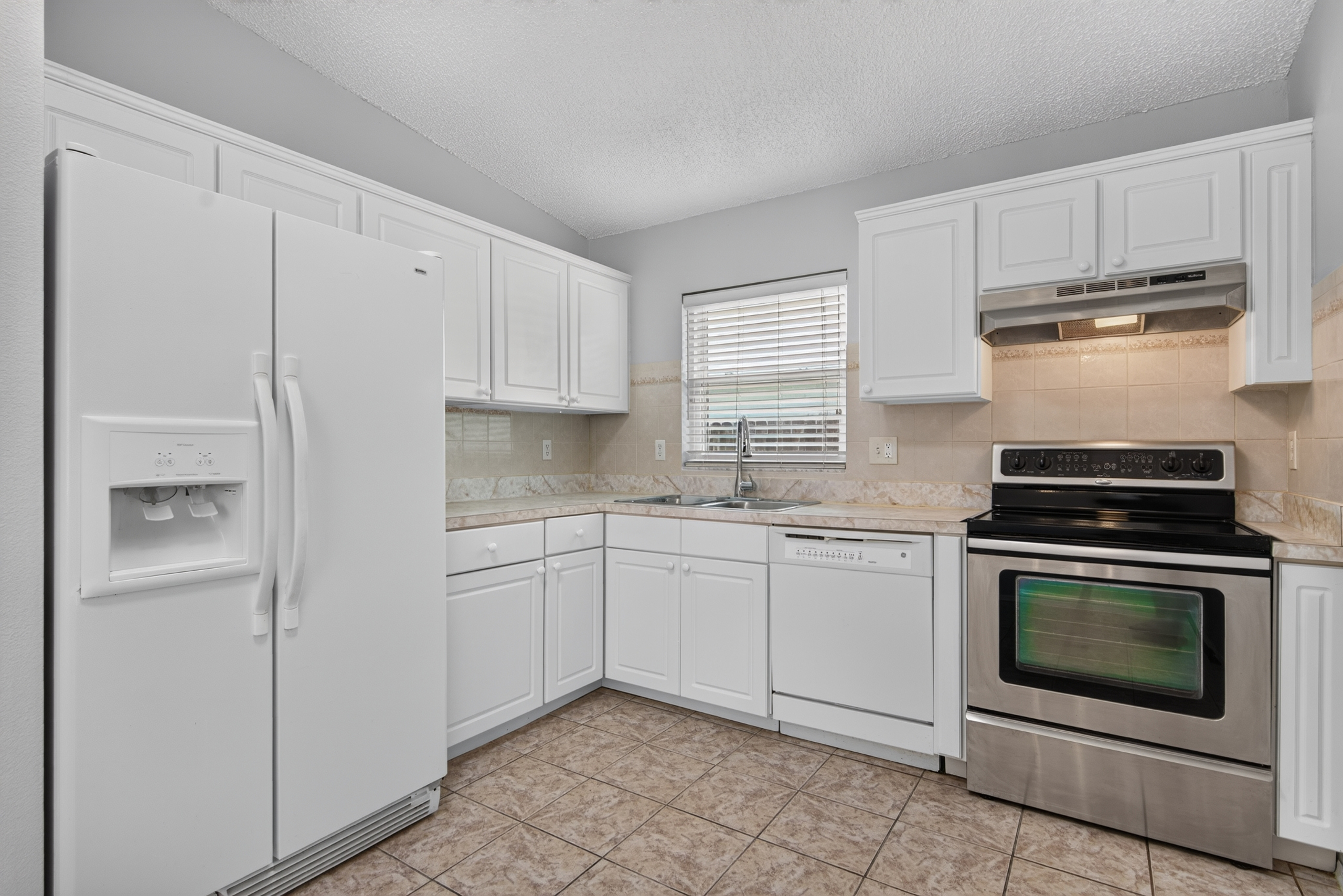 Kitchen at 1053 Sugarberry Trail