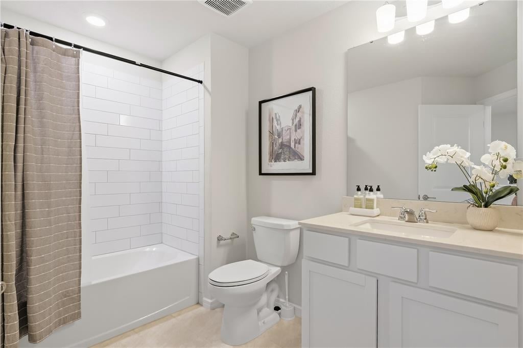 Primary suite at 2742 Fetching Trail