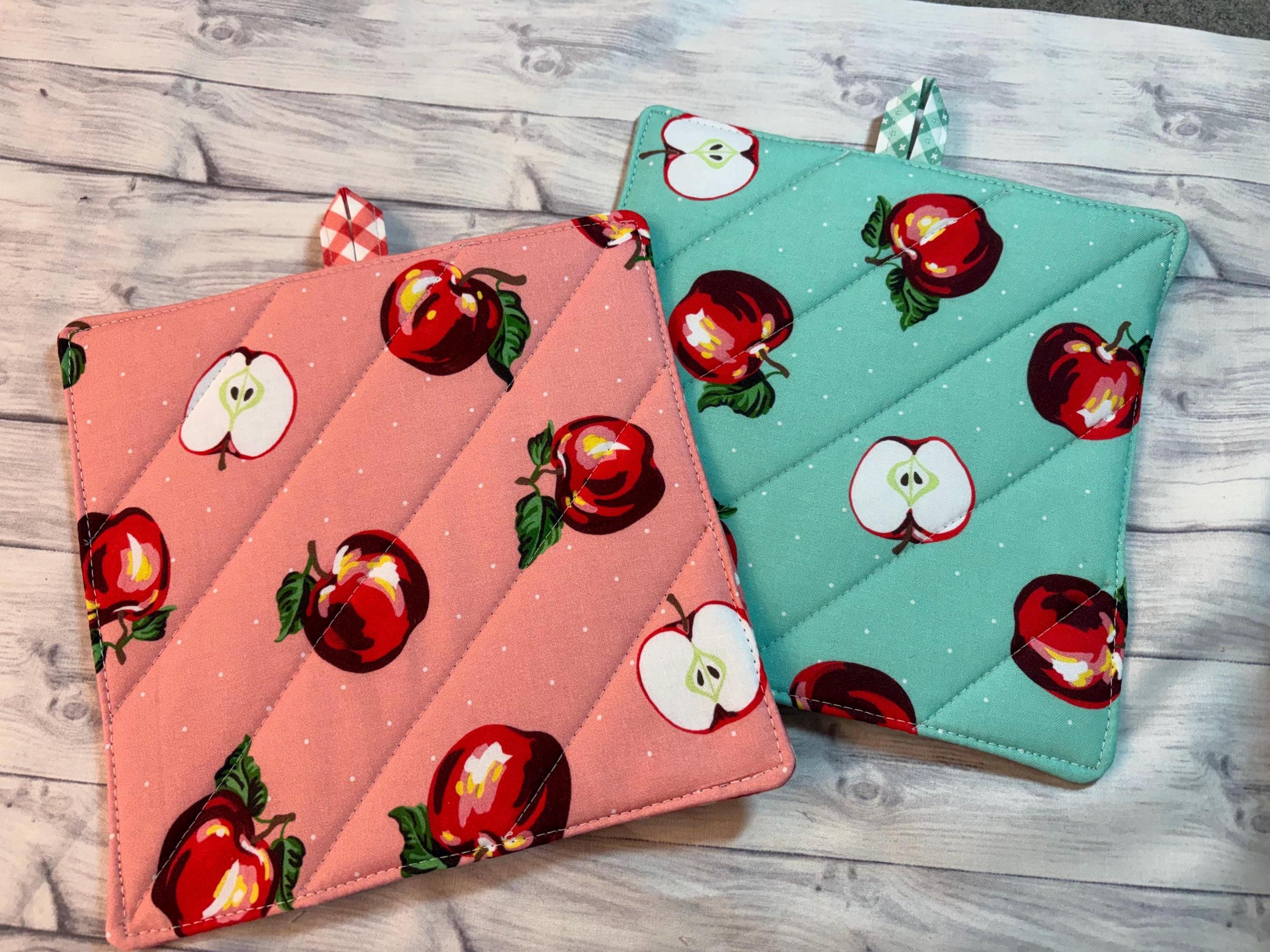 Pair of Vintage Retro Style Apple potholder, 8” homemade quilted