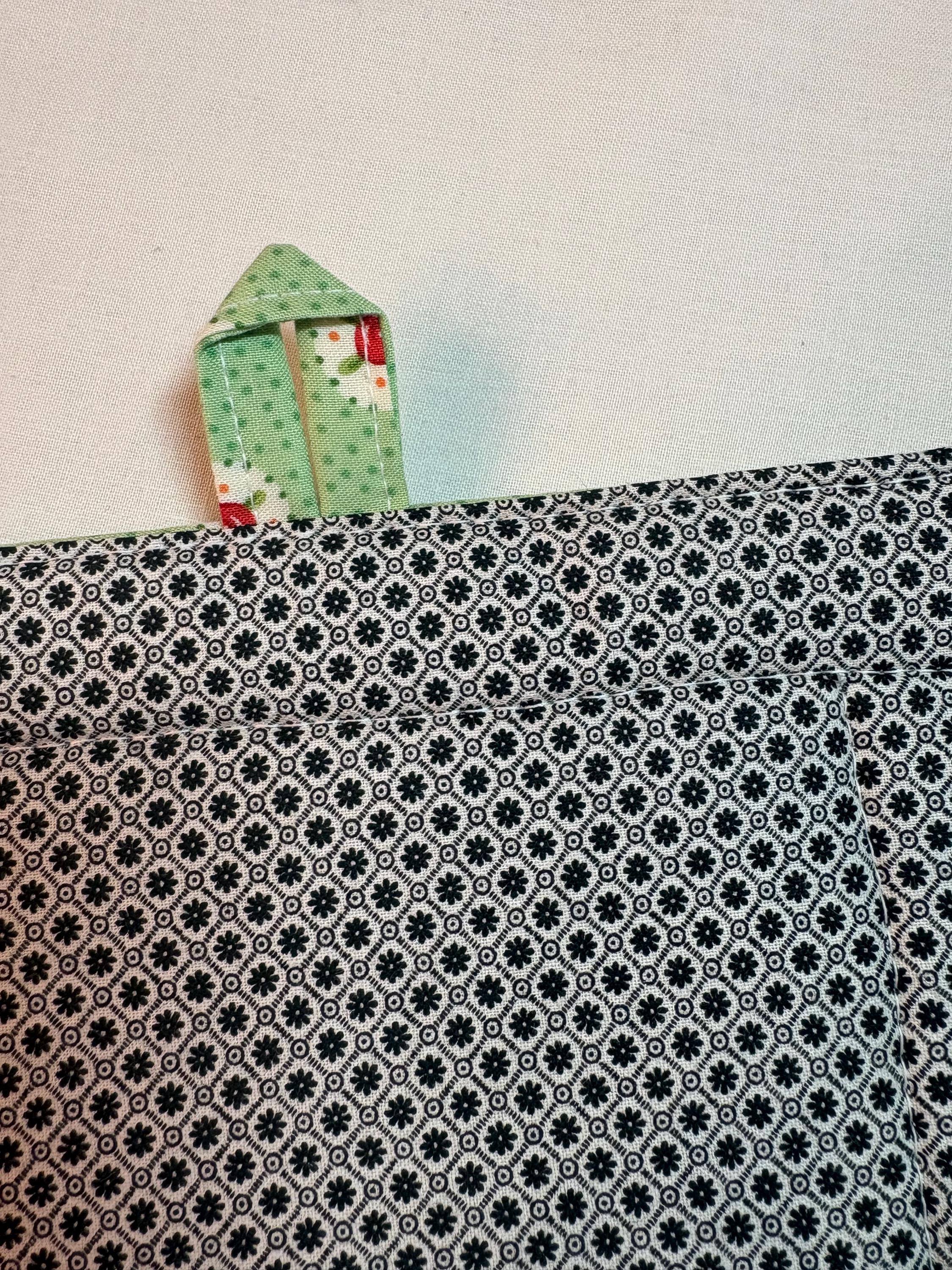 Single Mary Engelbreit potholder, 8” homemade quilted view 5