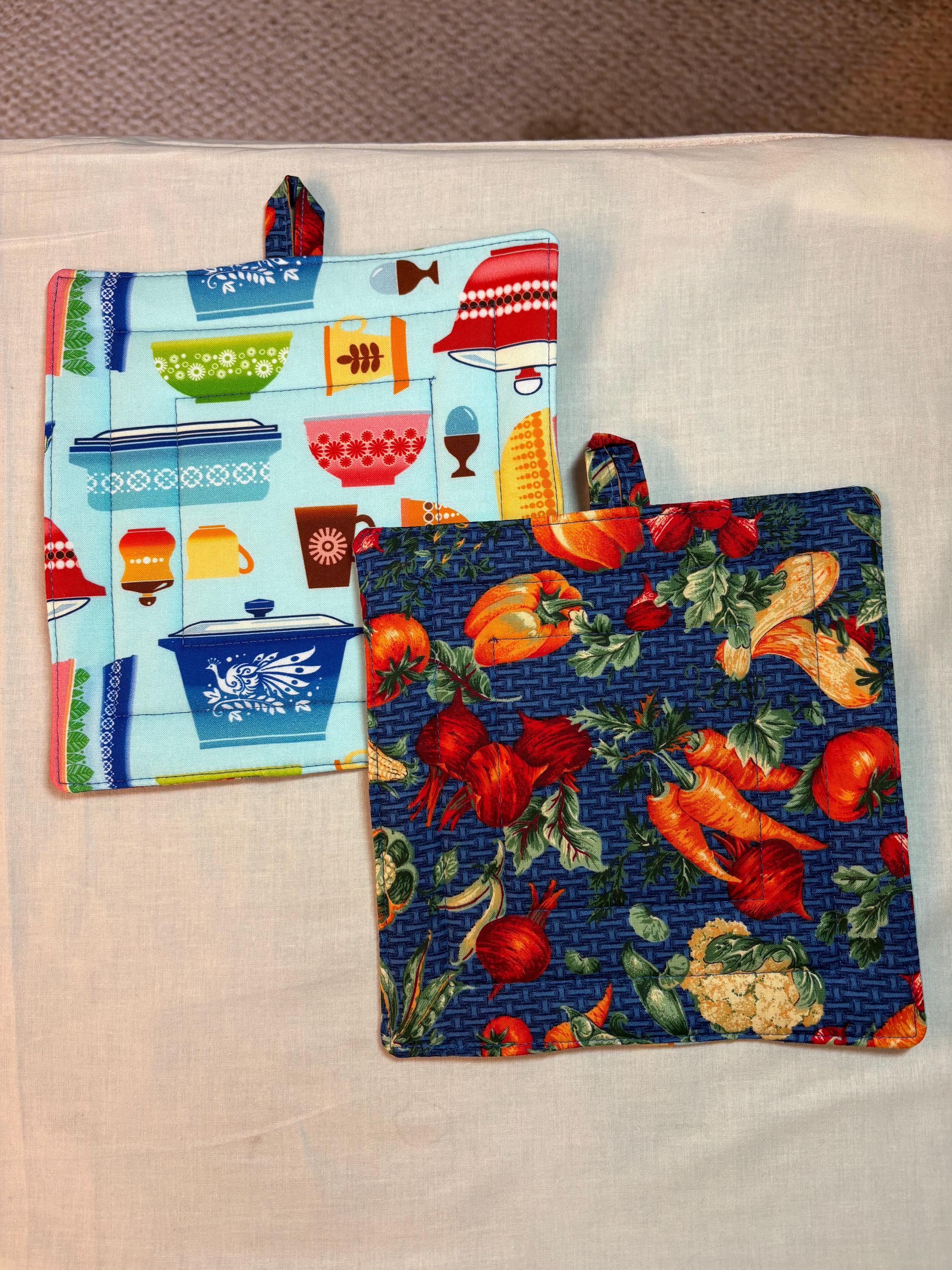 Kitchen Foodie Chef homemade gift Pair of Retro Pyrex kitchen veggie potholders, 8” quilted