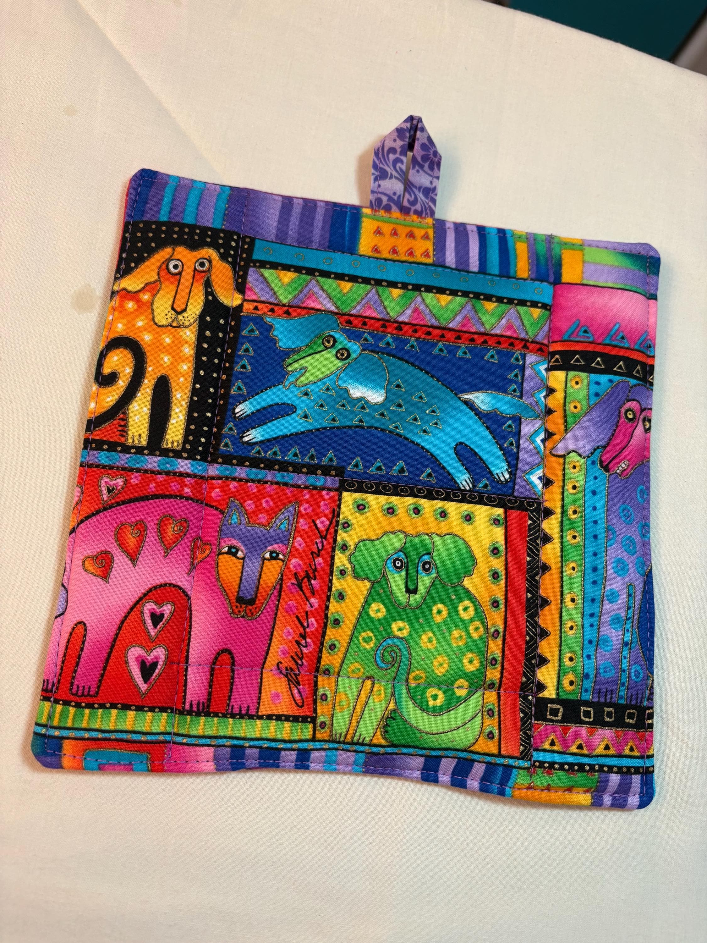 Single Laurel Burch feline canine dog cat fabric potholder, 8” homemade quilted