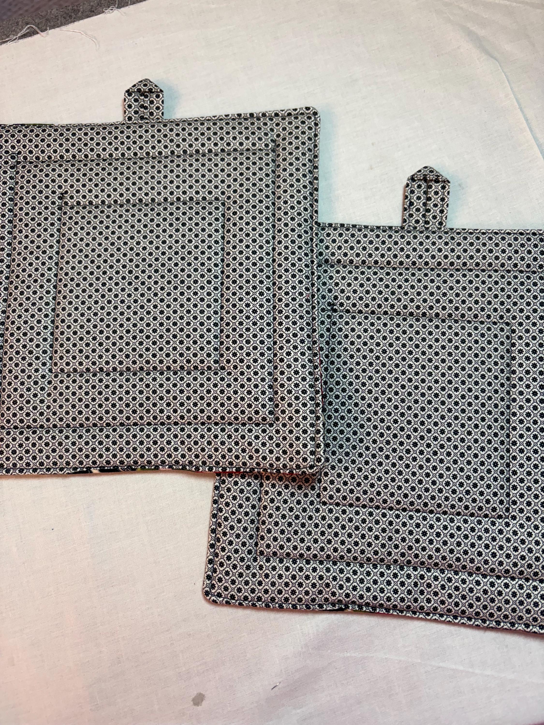 Pair of Vintage Fruit Label potholders, 8.25” homemade quilted view 3