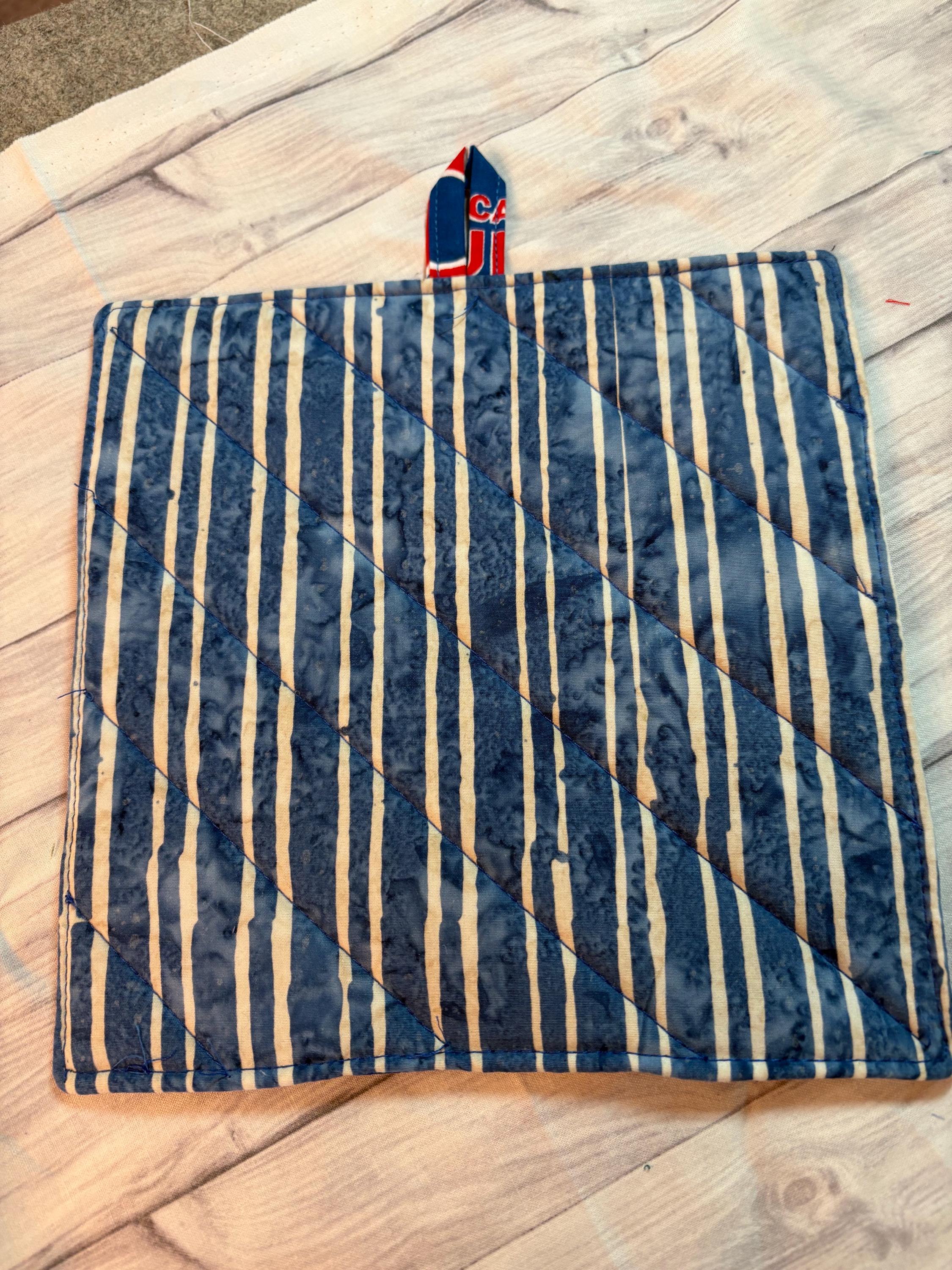 Pair Chicago Cubs Baseball potholders 8.25” homemade quilted gift view 2