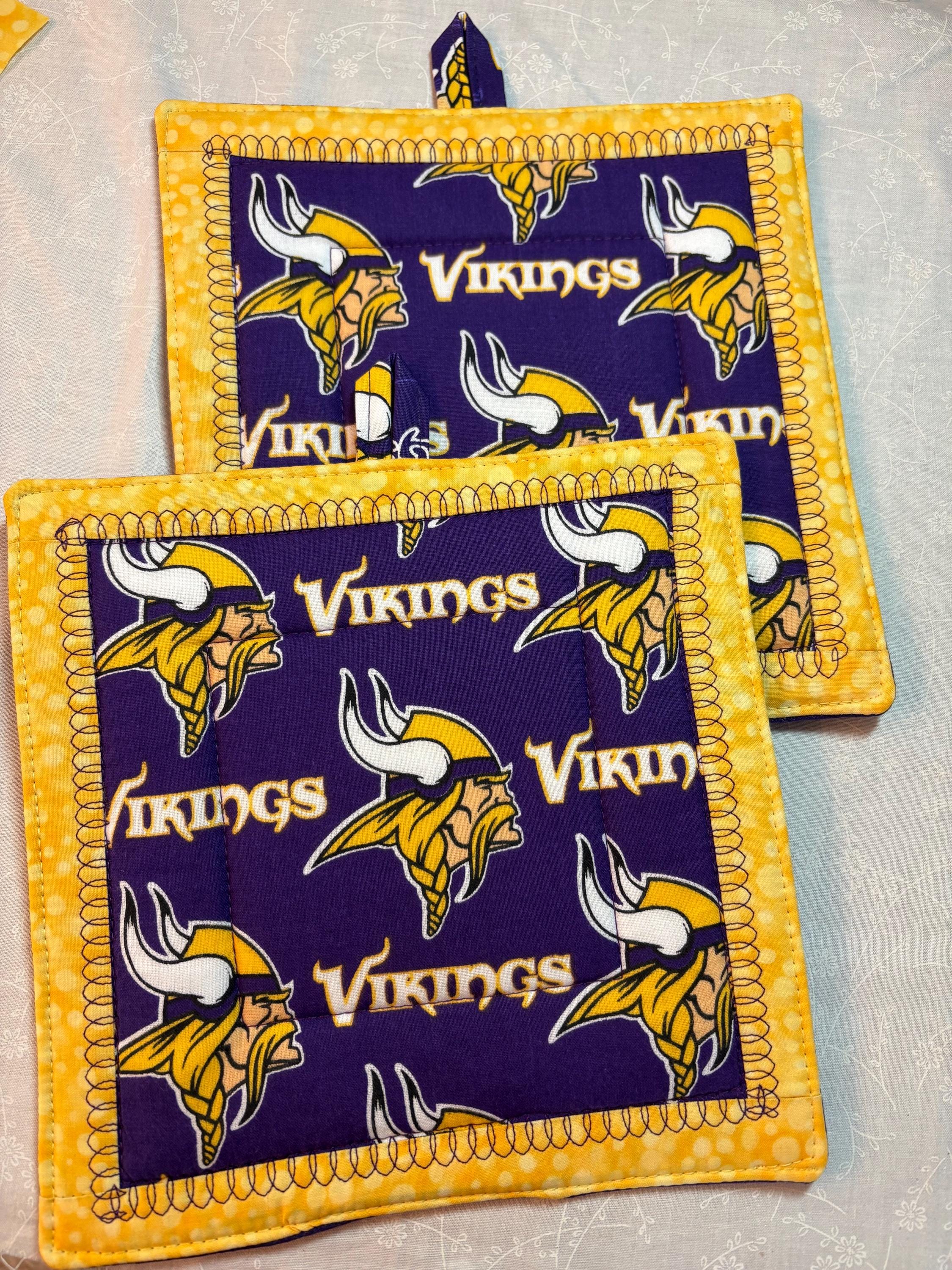 Made in Minnesota Pair MN Vikings football potholders 8.25” homemade quilted gift