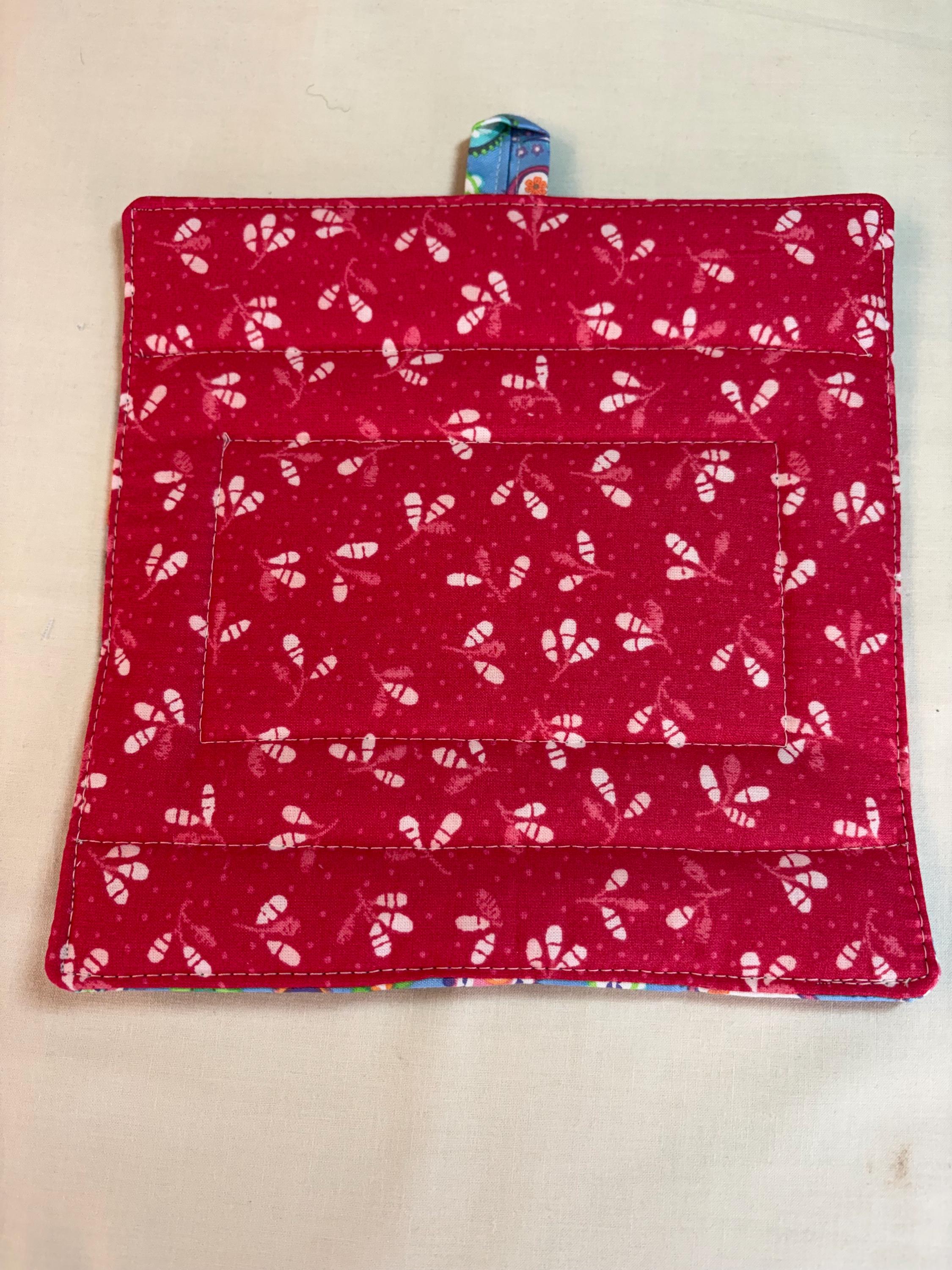 Single flamingo potholder, 8” homemade quilted view 2