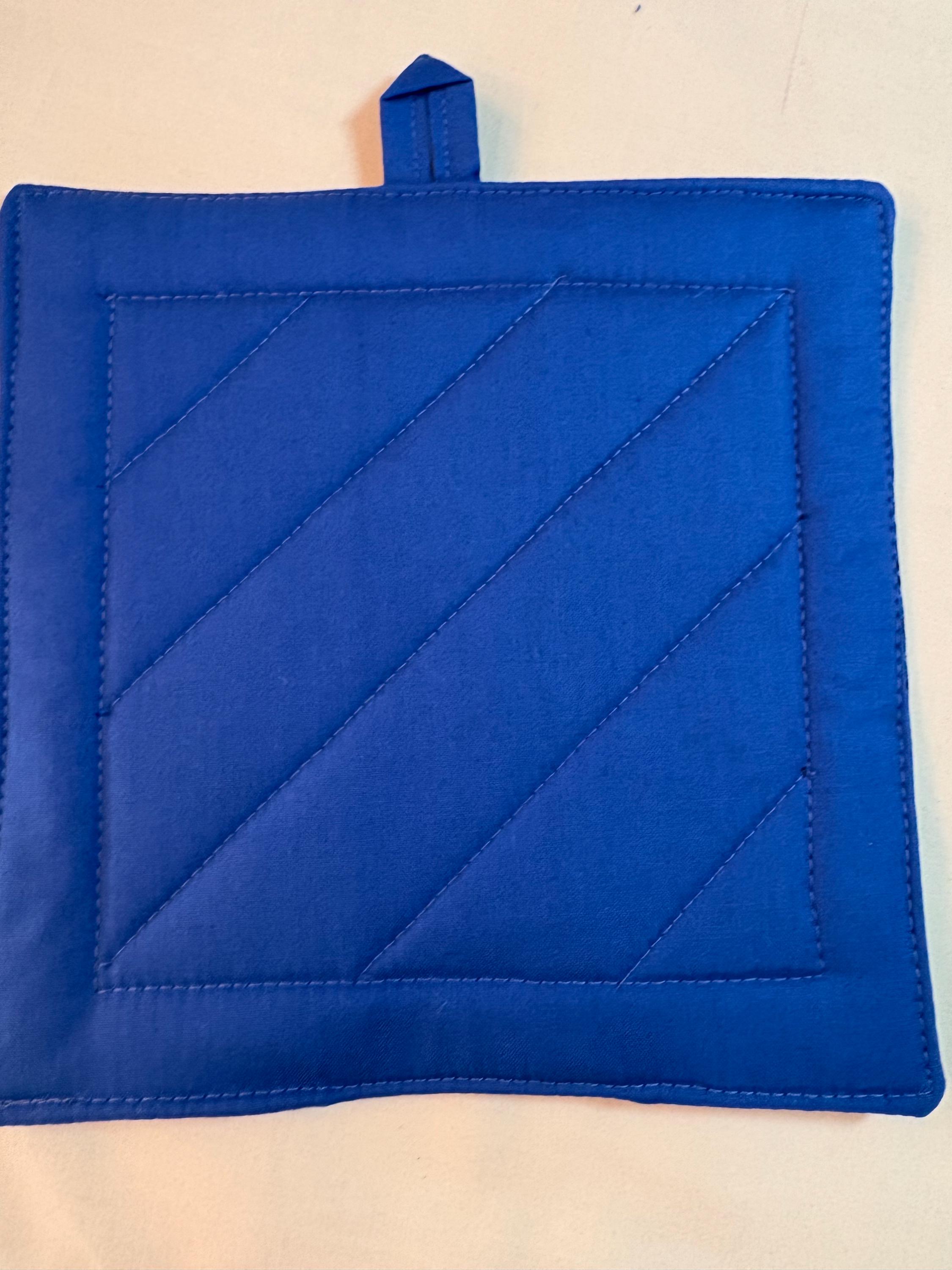 Single Kitty cat potholder 8” homemade quilted gift view 3