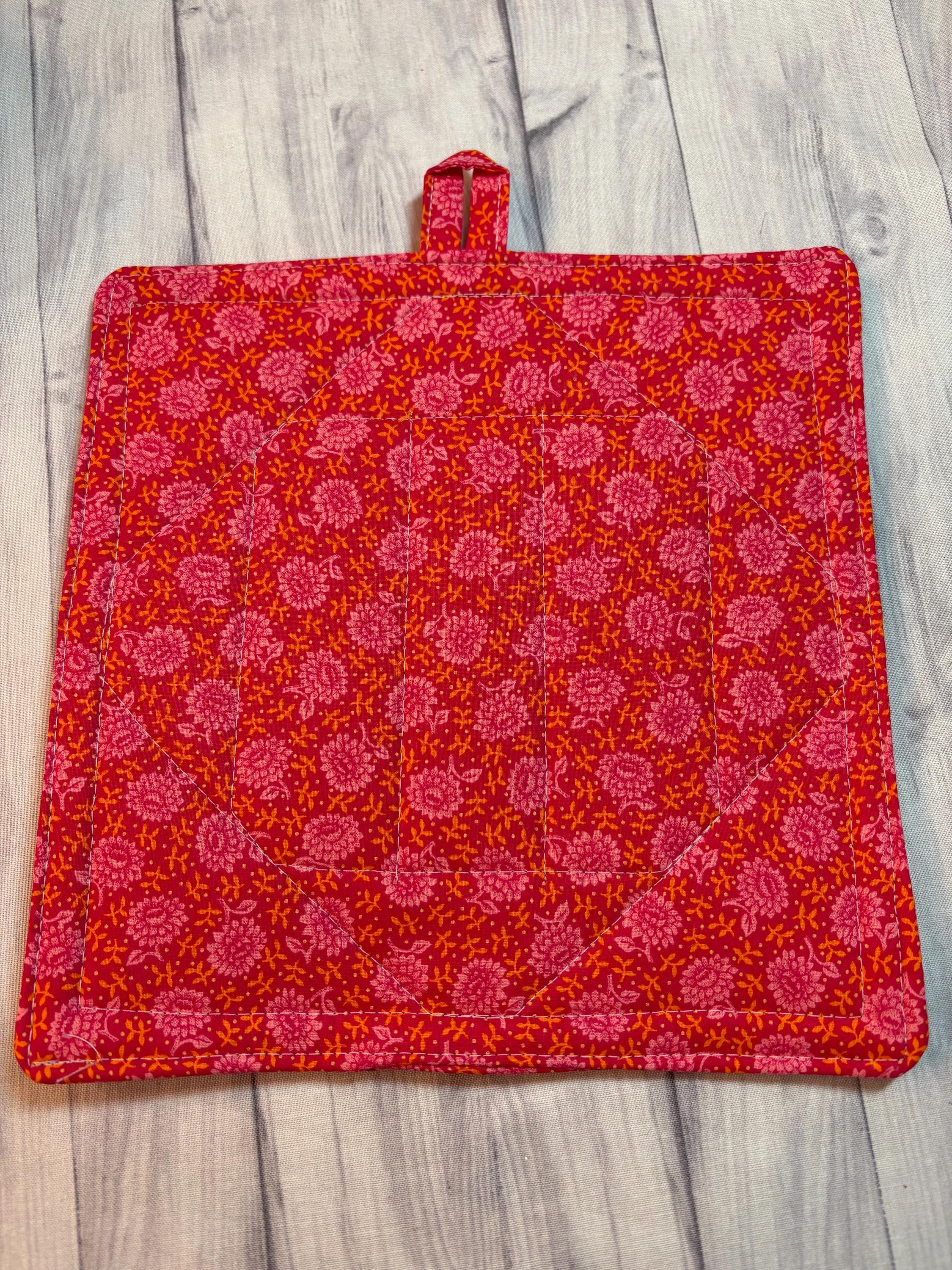 Single Pink Red Rose pieced potholder, 8” homemade quilted view 2
