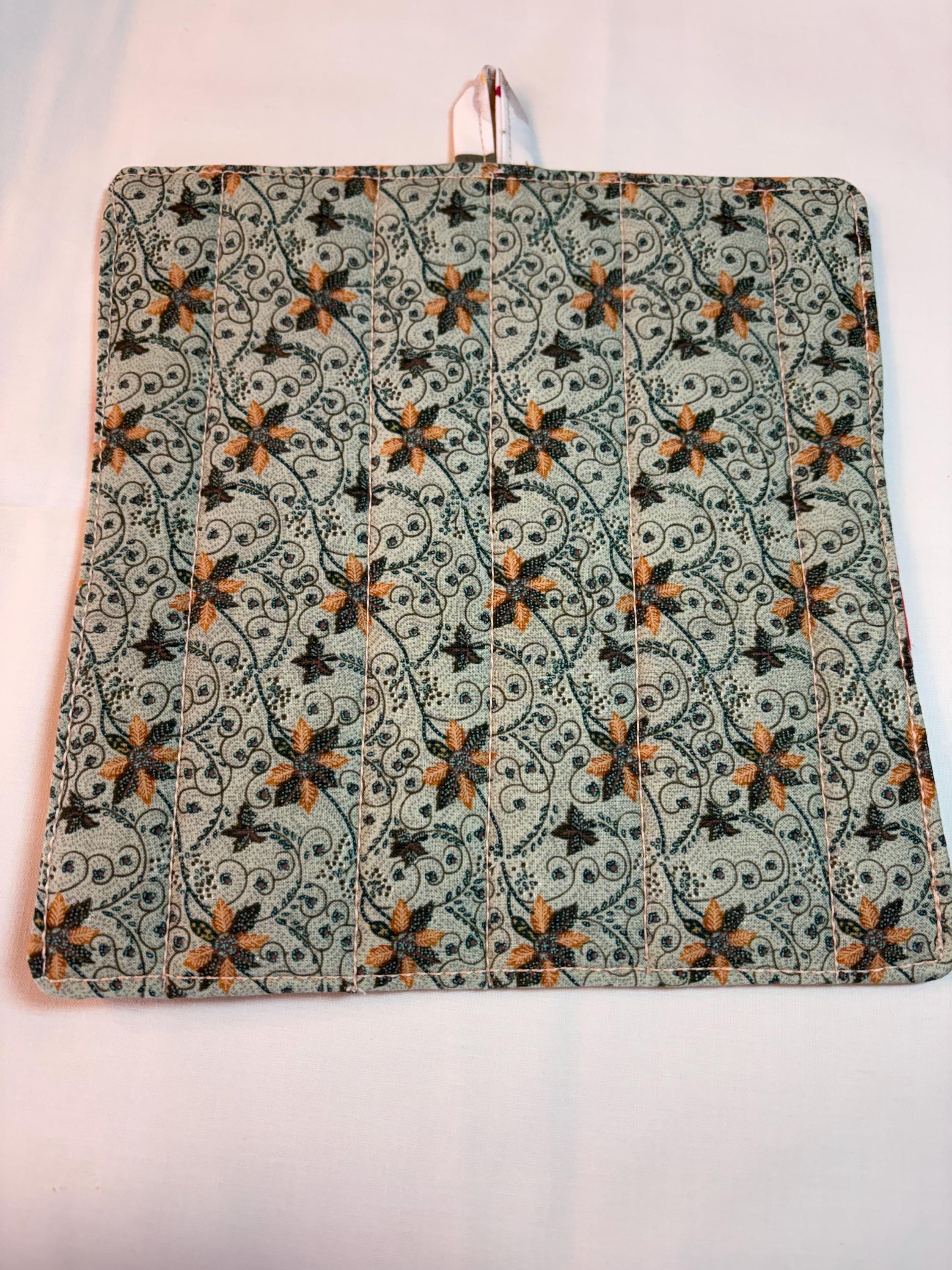 Single Chickadee Bird potholder, 8.25” homemade quilted view 2
